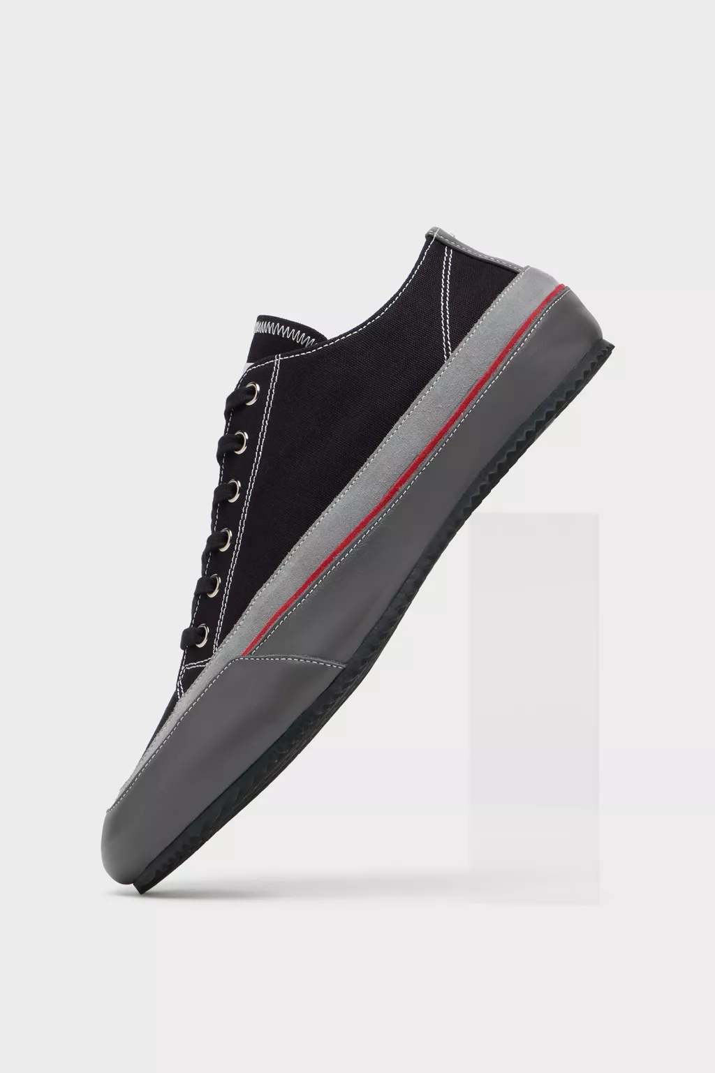Black Traveler Sneaker | Maison Margiela Official