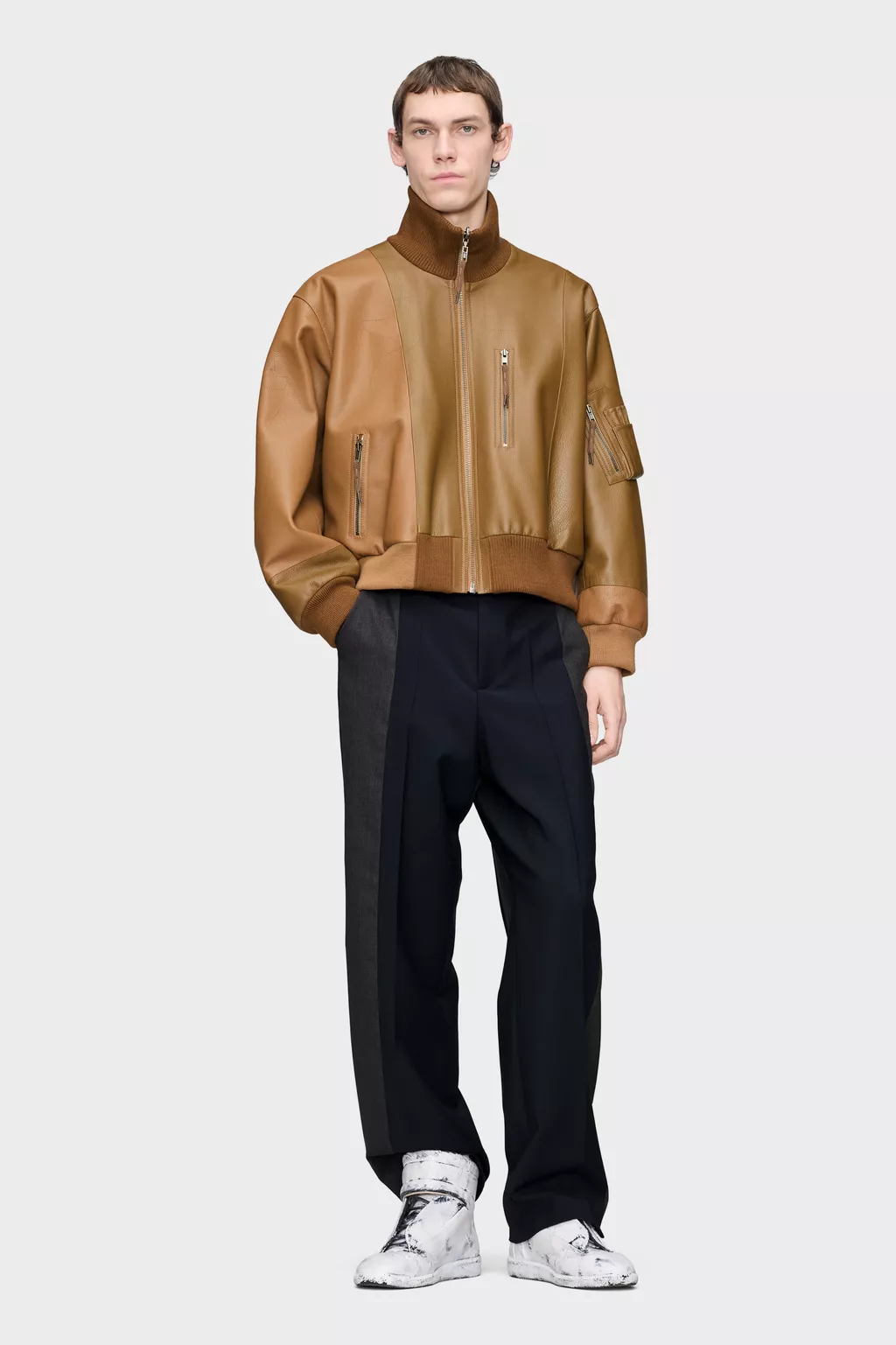 S50AM0670_M07026_141_S.webp?sw