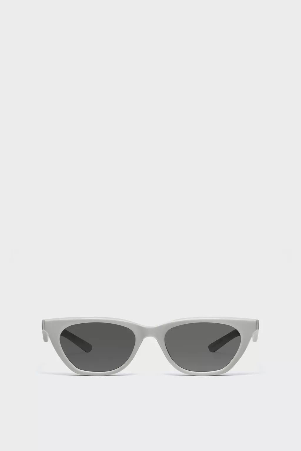 S33YC0079_M10079_962_F.webp?sw