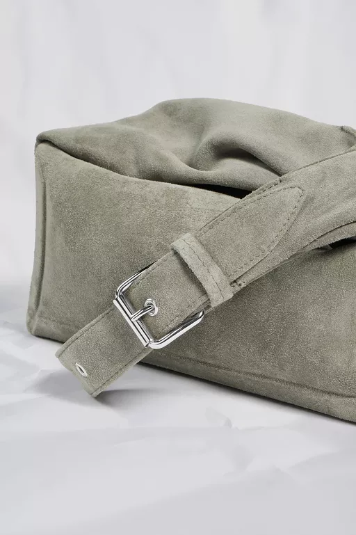 Box Bag East West Medium - Shoulder Bags