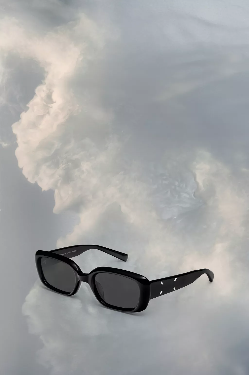 S33YC0040_M10039_961_E.webp?sw
