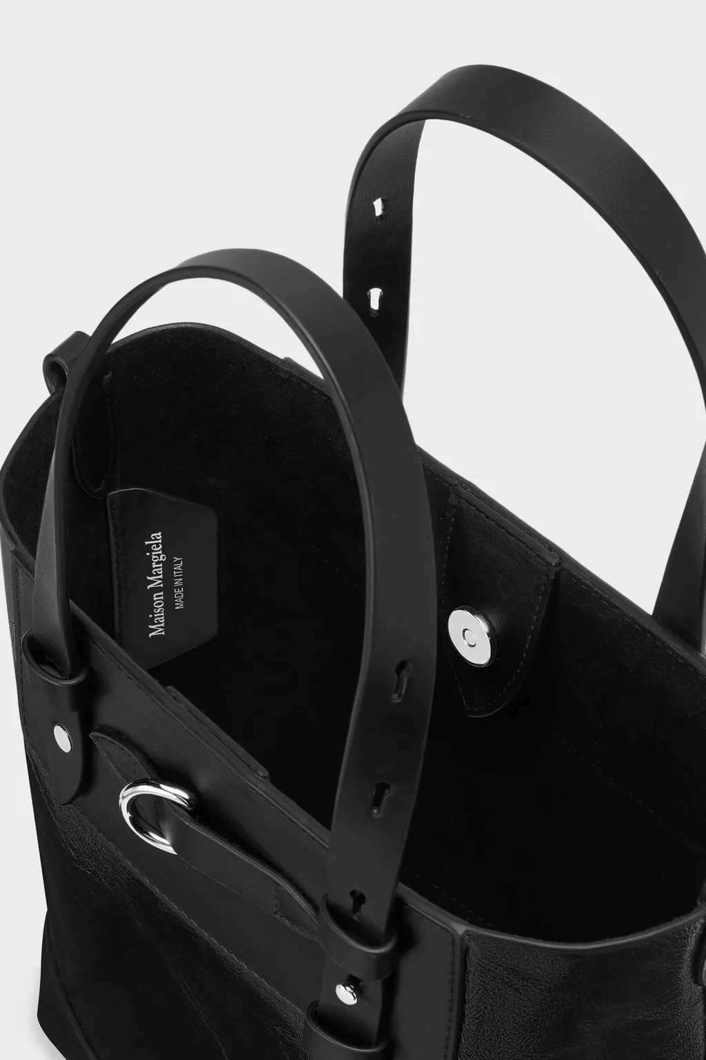 Black Belt Bag Vertical Mini | Maison Margiela Official