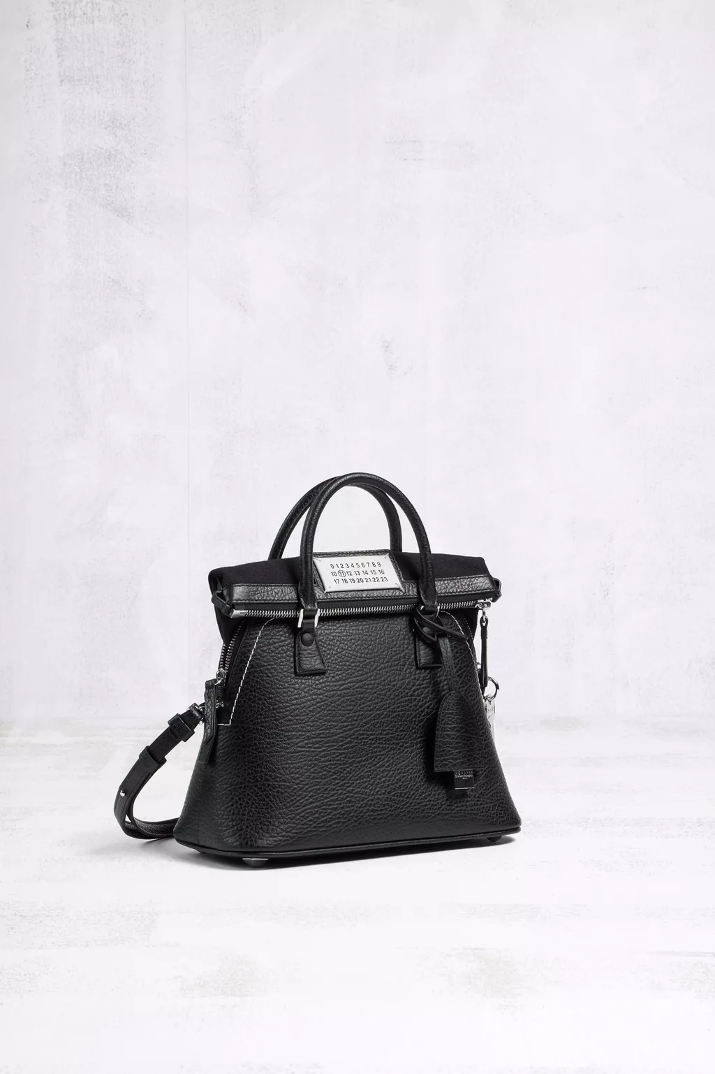 5AC Classique Mini ブラック | Maison Margiela公式