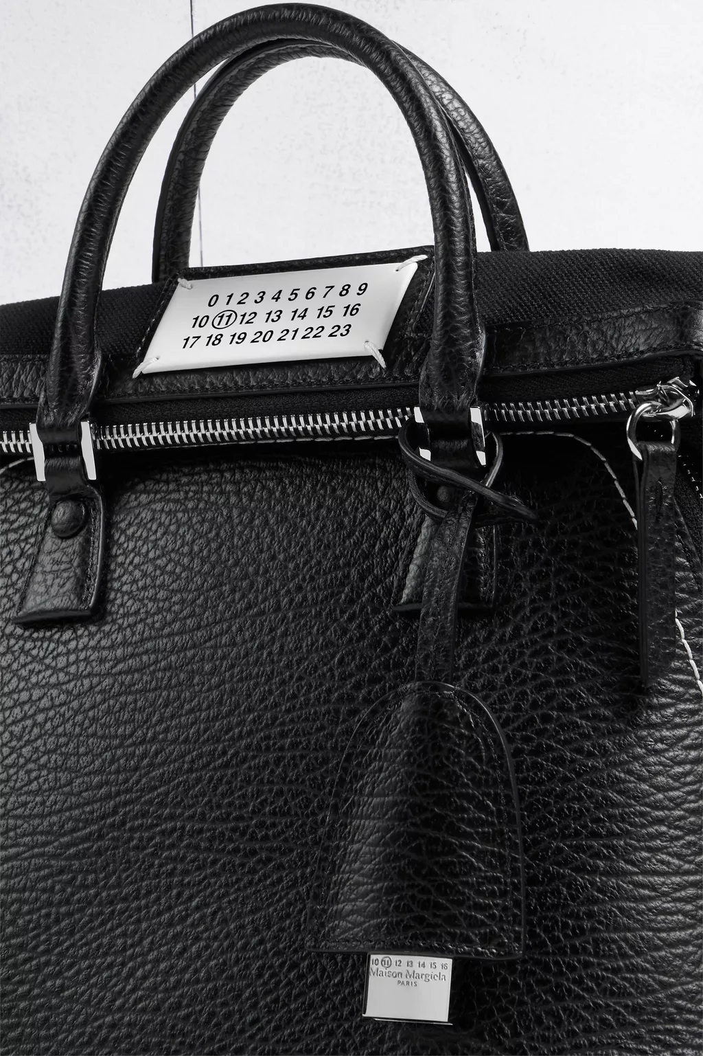 Black 5AC Classique Mini | Maison Margiela Official
