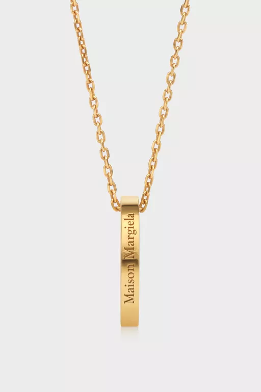 Collana con pendente ad anello con logo