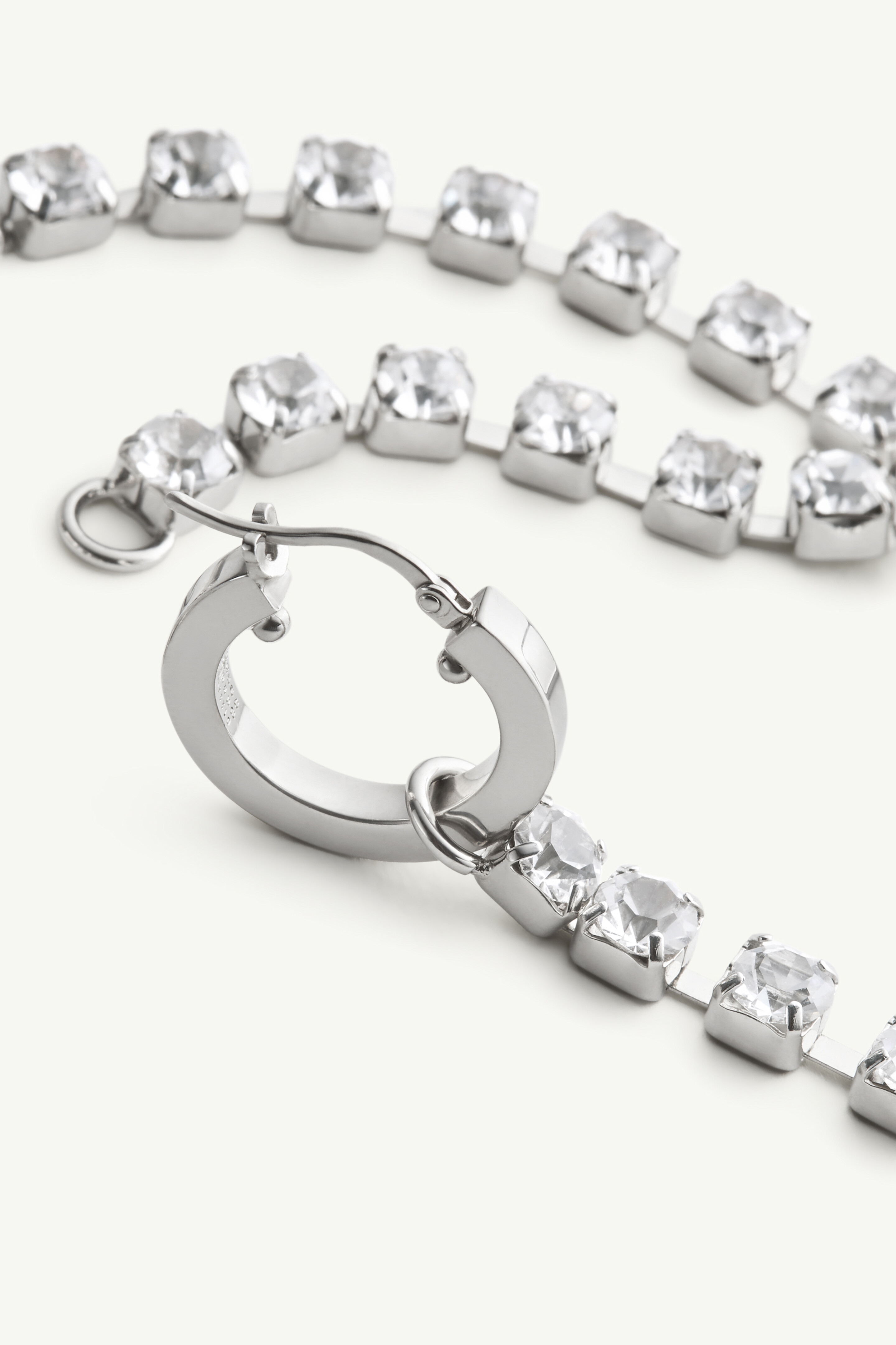 Rhinestone drop earrings 2