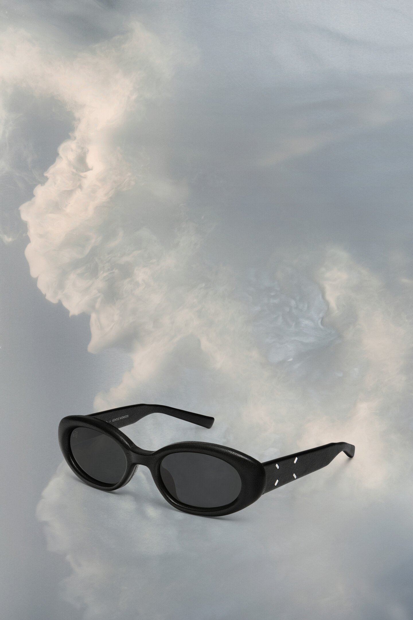 Black MM X Gentle Monster MM107 LEATHER | Maison Margiela Official