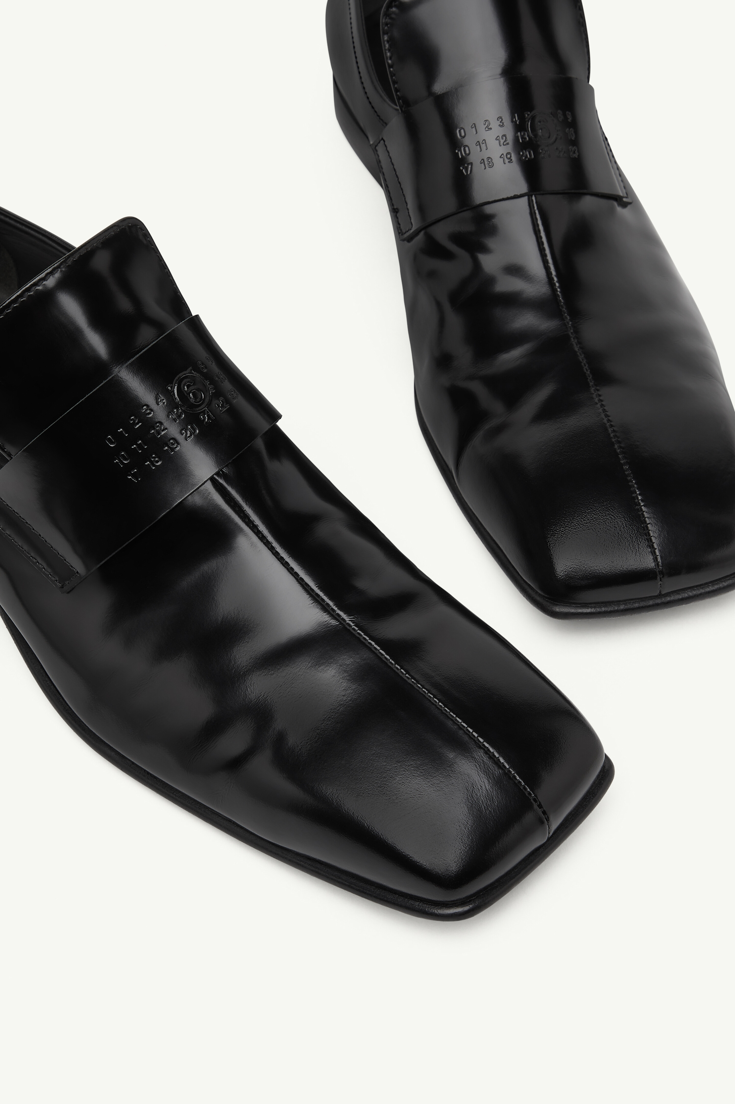 メゾン マルジェラ⭐︎ローファー レディース】TABI COUNTY LOAFER | Maison Margiela(メゾン マルジェラ
