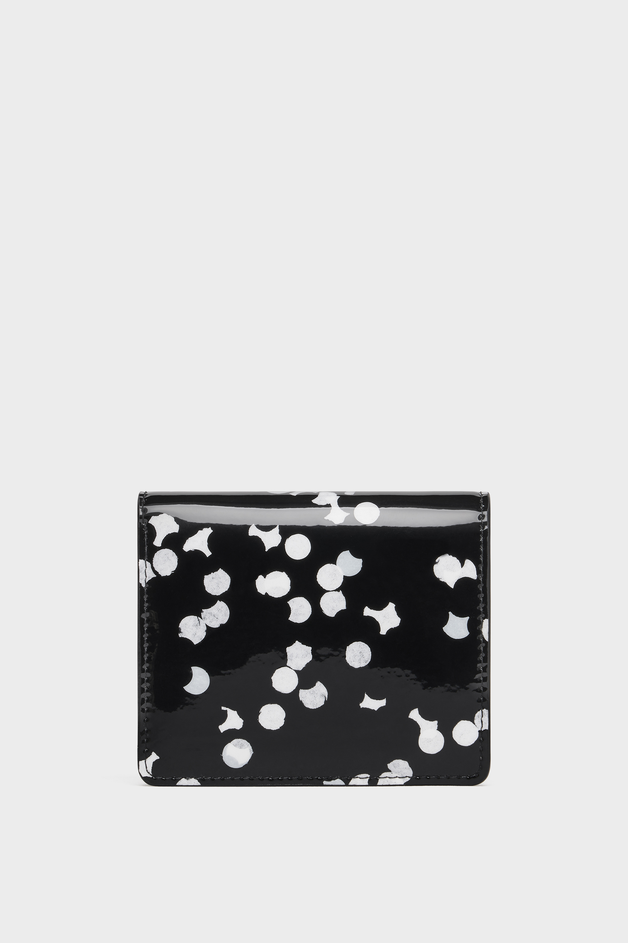 S56UI0140_P7793_HB383_shopping