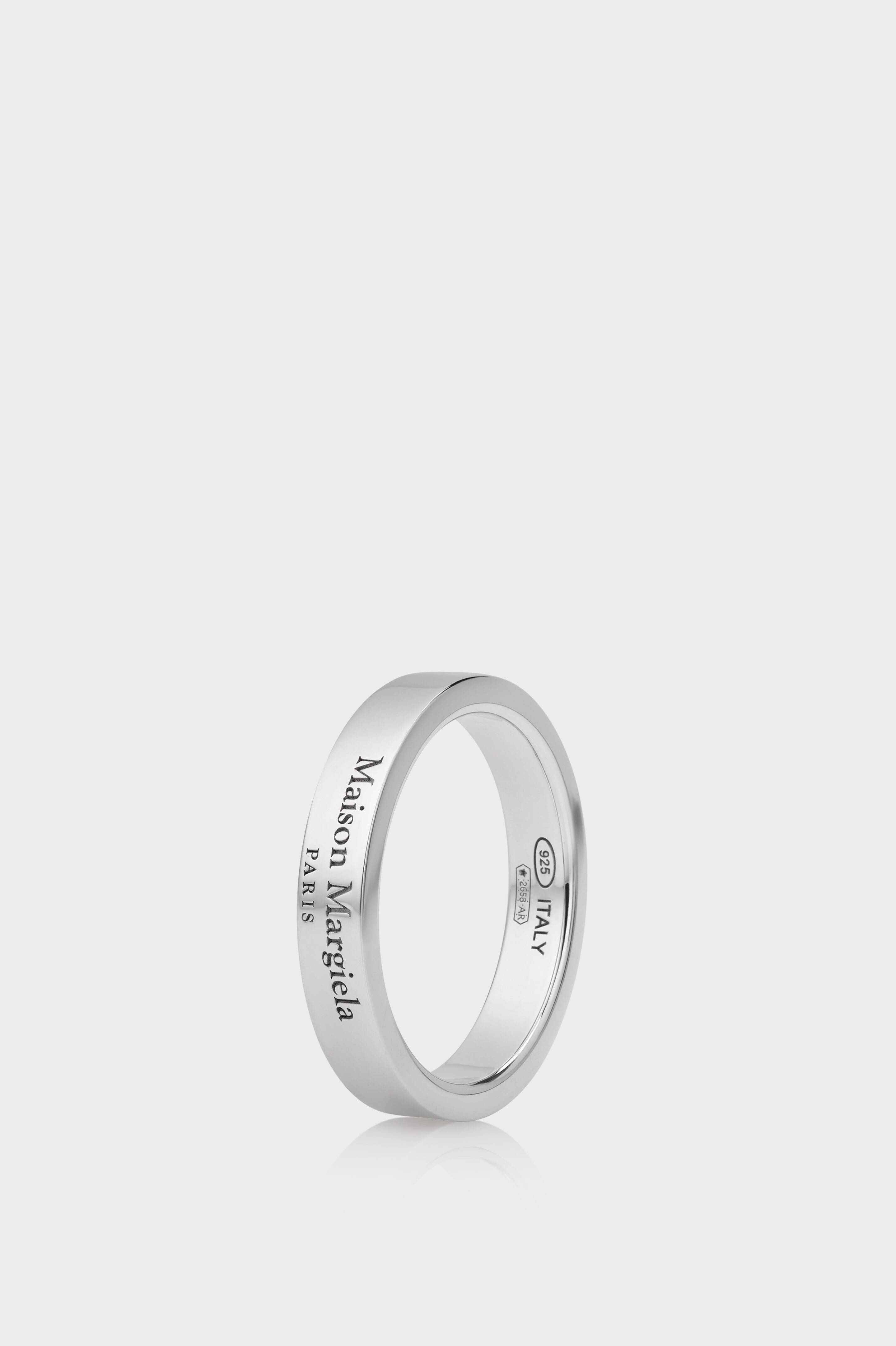 Logo ring