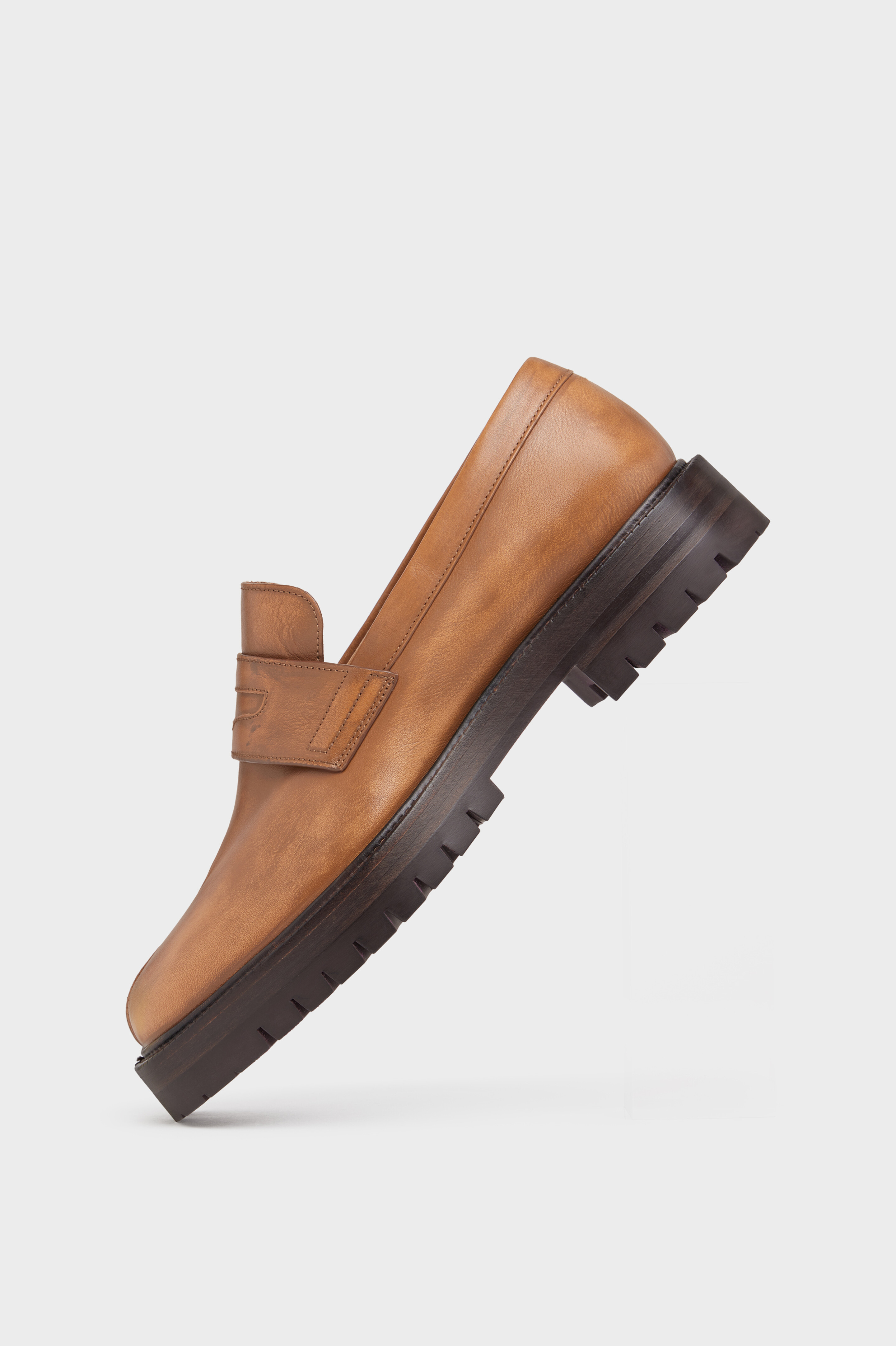 TABI COUNTY LOAFER