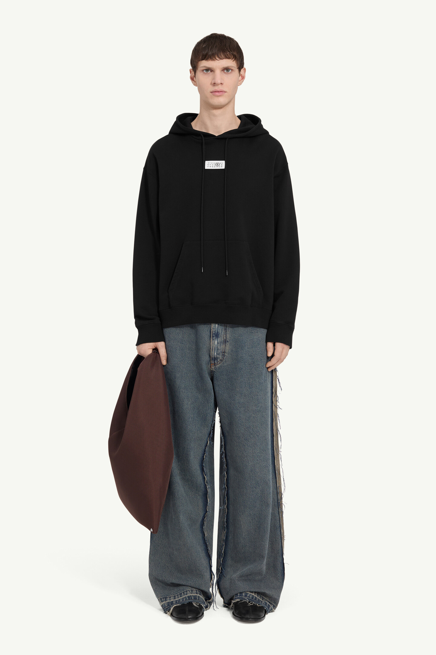 Black Numeric sweatshirt | MM6 Official