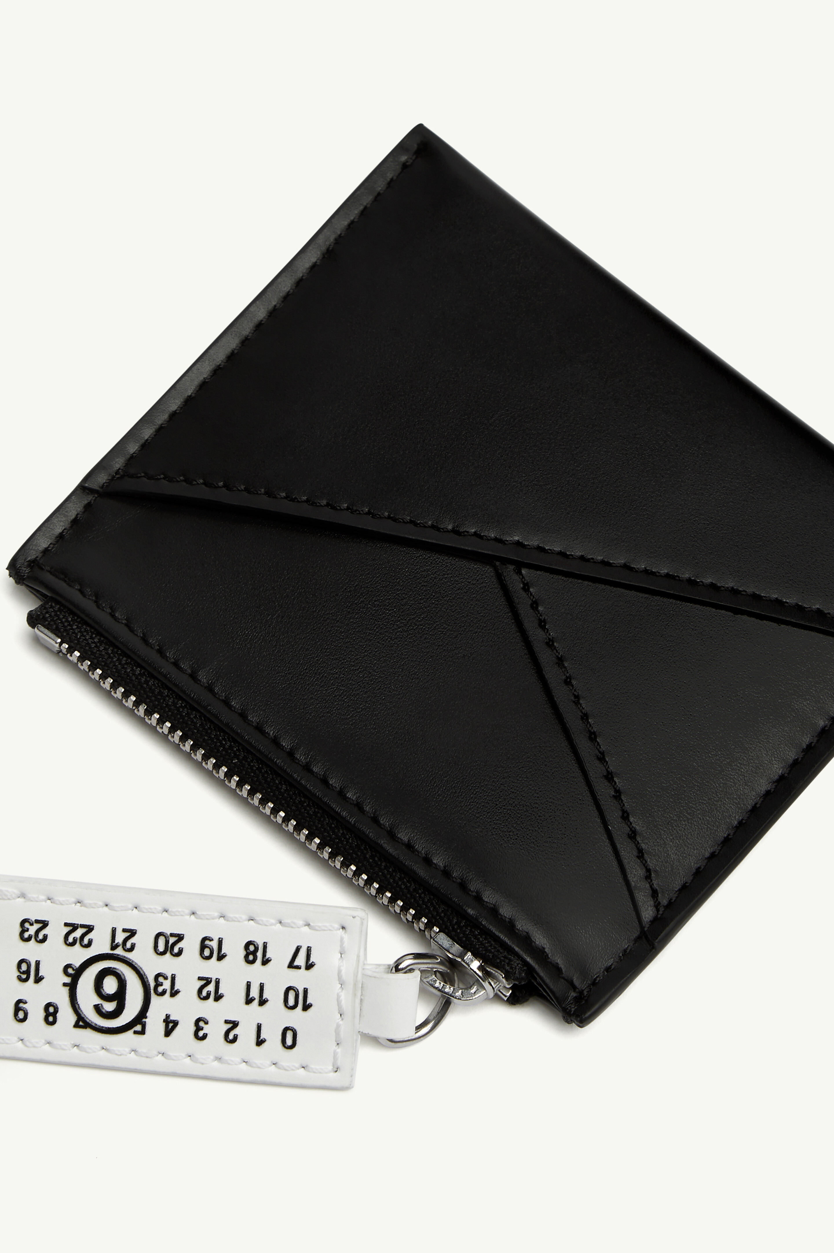 Wallet Japanese 6 In Plain ½ Calf Leather | MM6 - Maison Wallet Japanese 6 In Plain ½ Calf Leather | MM6 - Maison