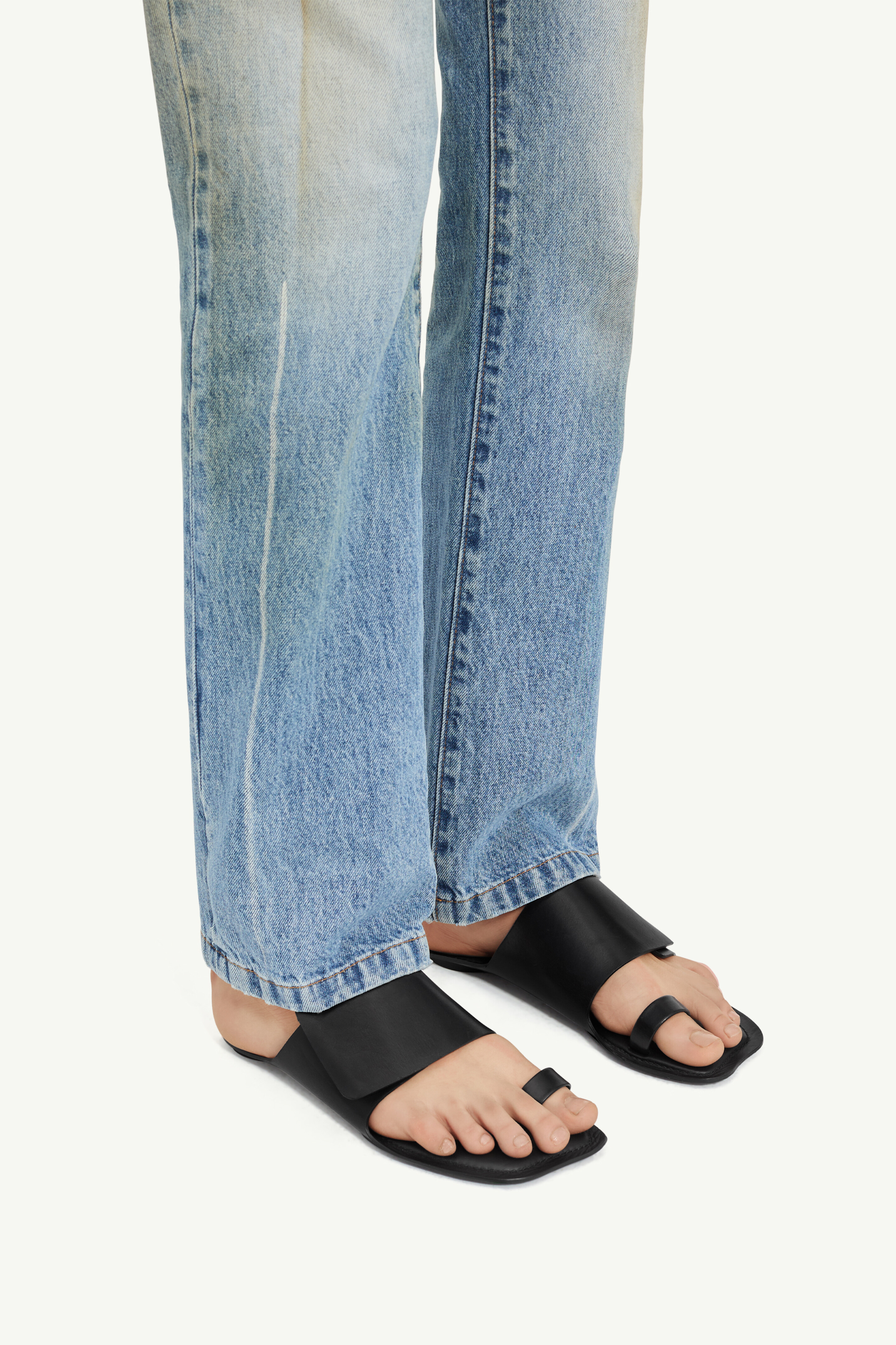 Black Anatomic leather slide sandals | MM6 Official