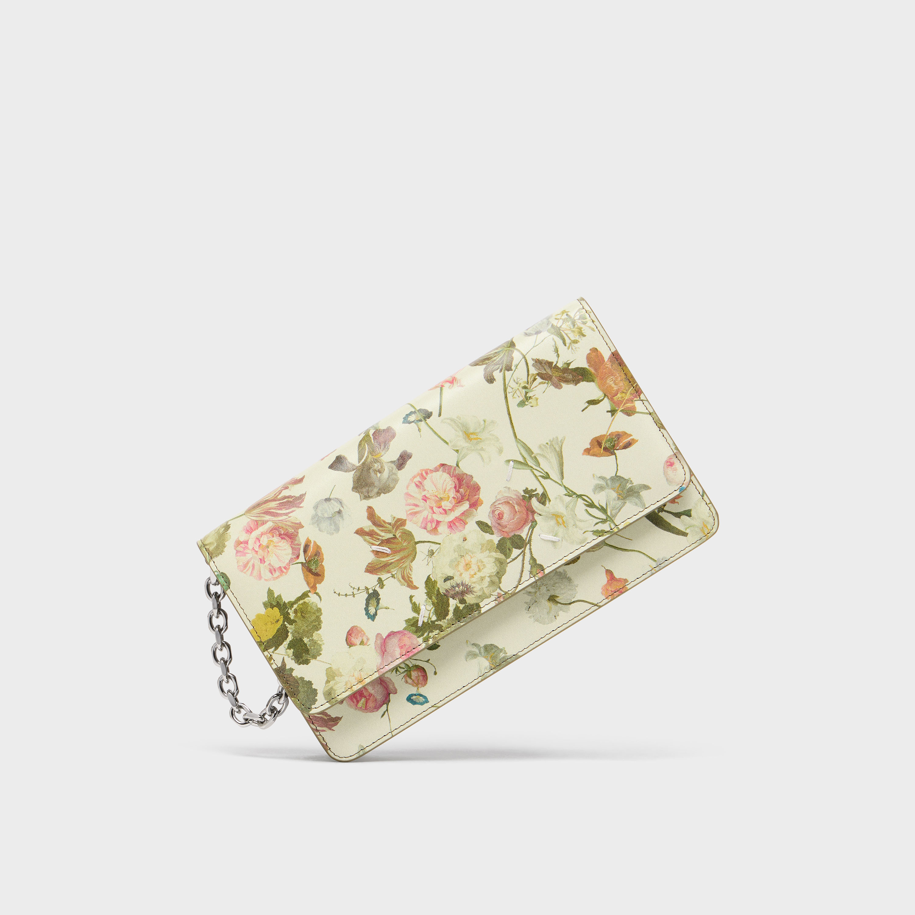 WALLET ON CHAIN MEDIUM