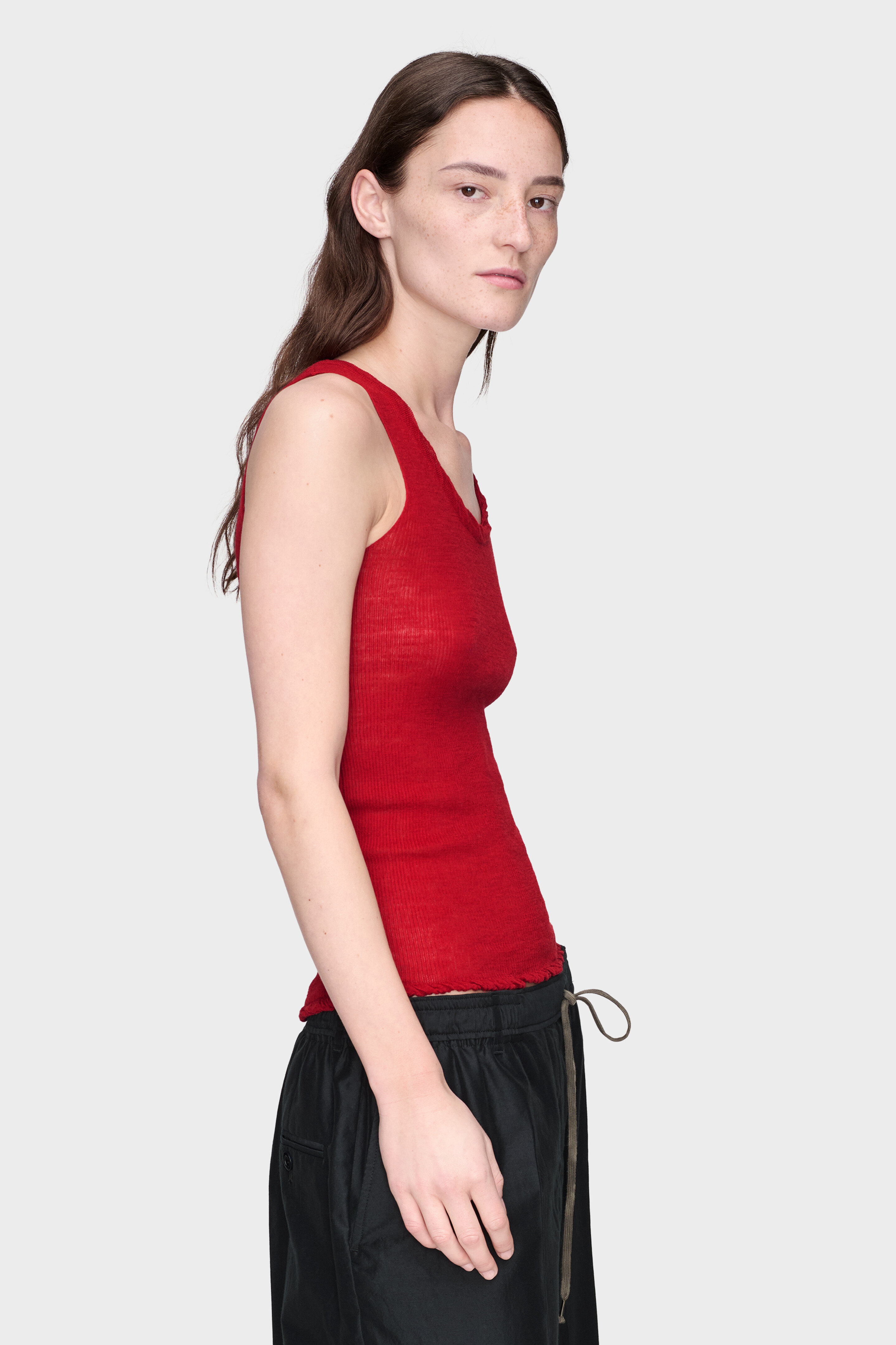 TWIST FINISHING KNIT TOP
