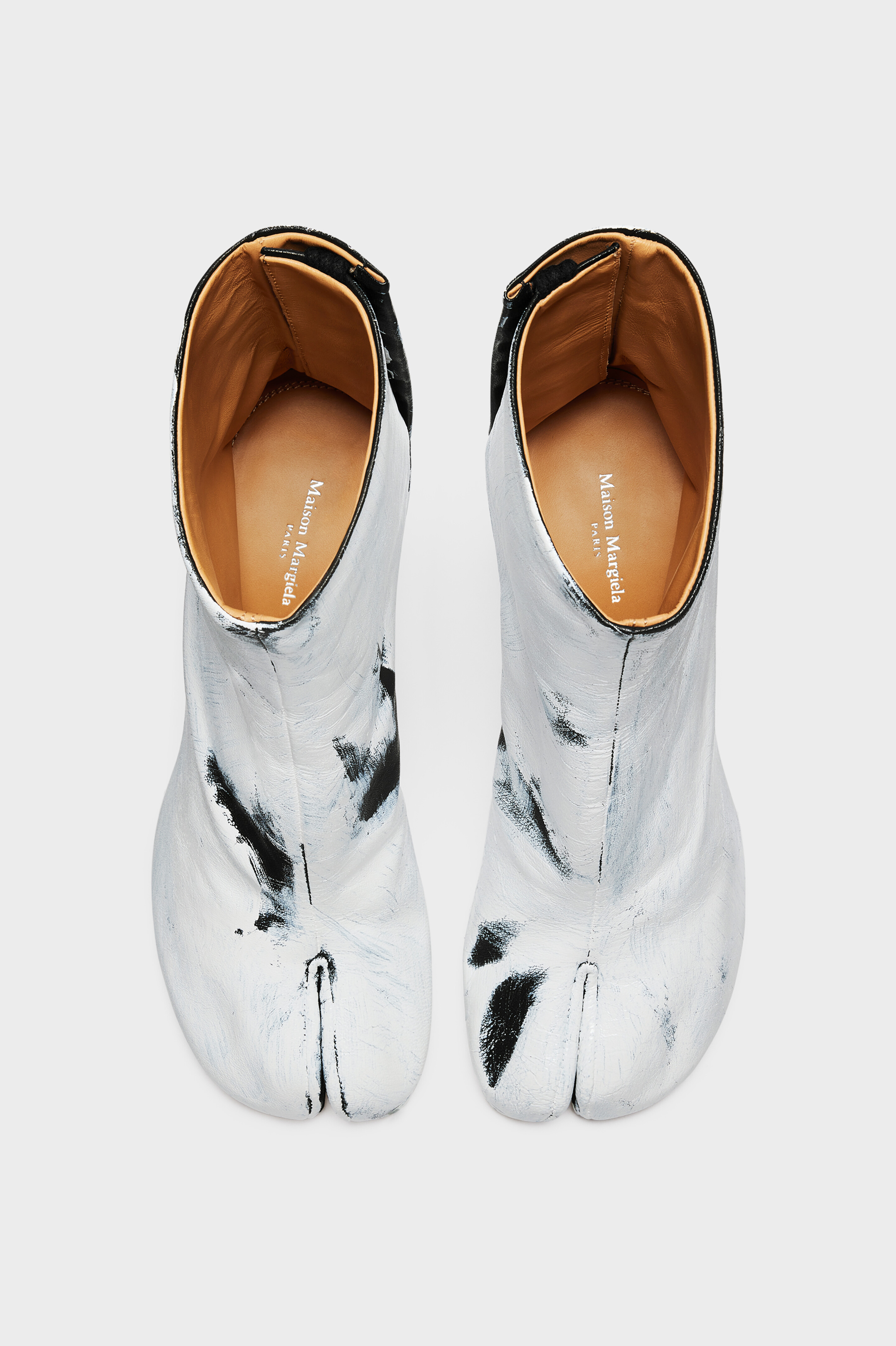Tabi Bianchetto Boots Black with Block Heel | Maison Margiela