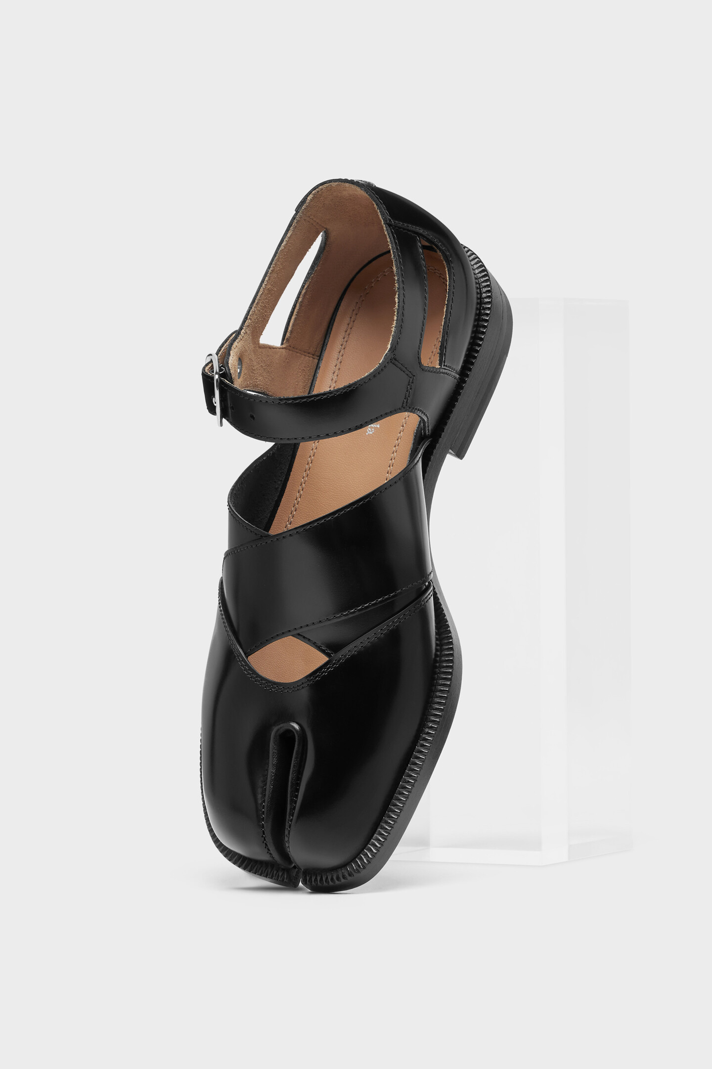 靴 Maison Margiela Tabi leather sandals 44 Black Maison Margiela Tabi Leather Sandals | Maison Margiela Official