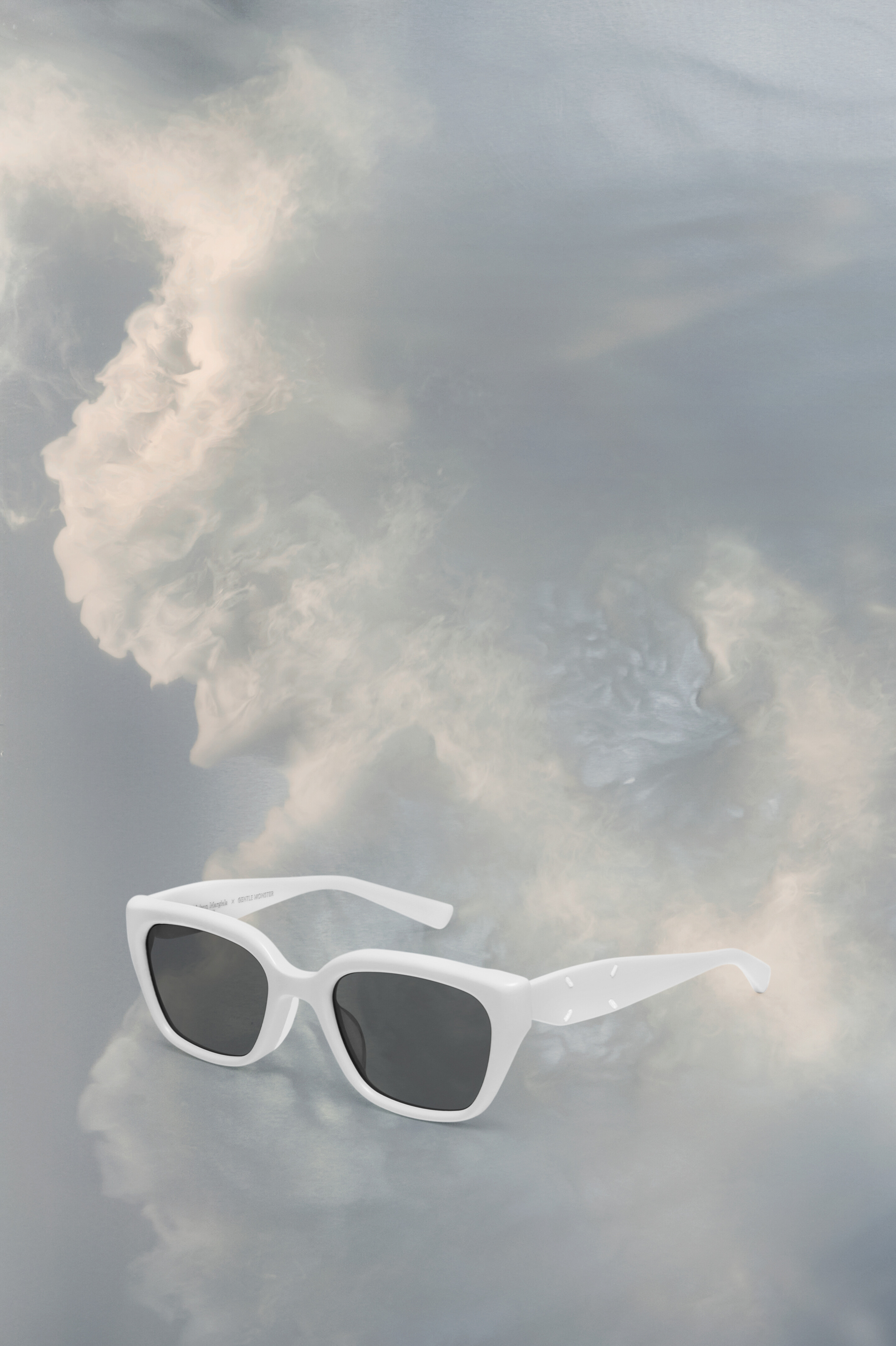 White MM X Gentle Monster MM109 | Maison Margiela Official