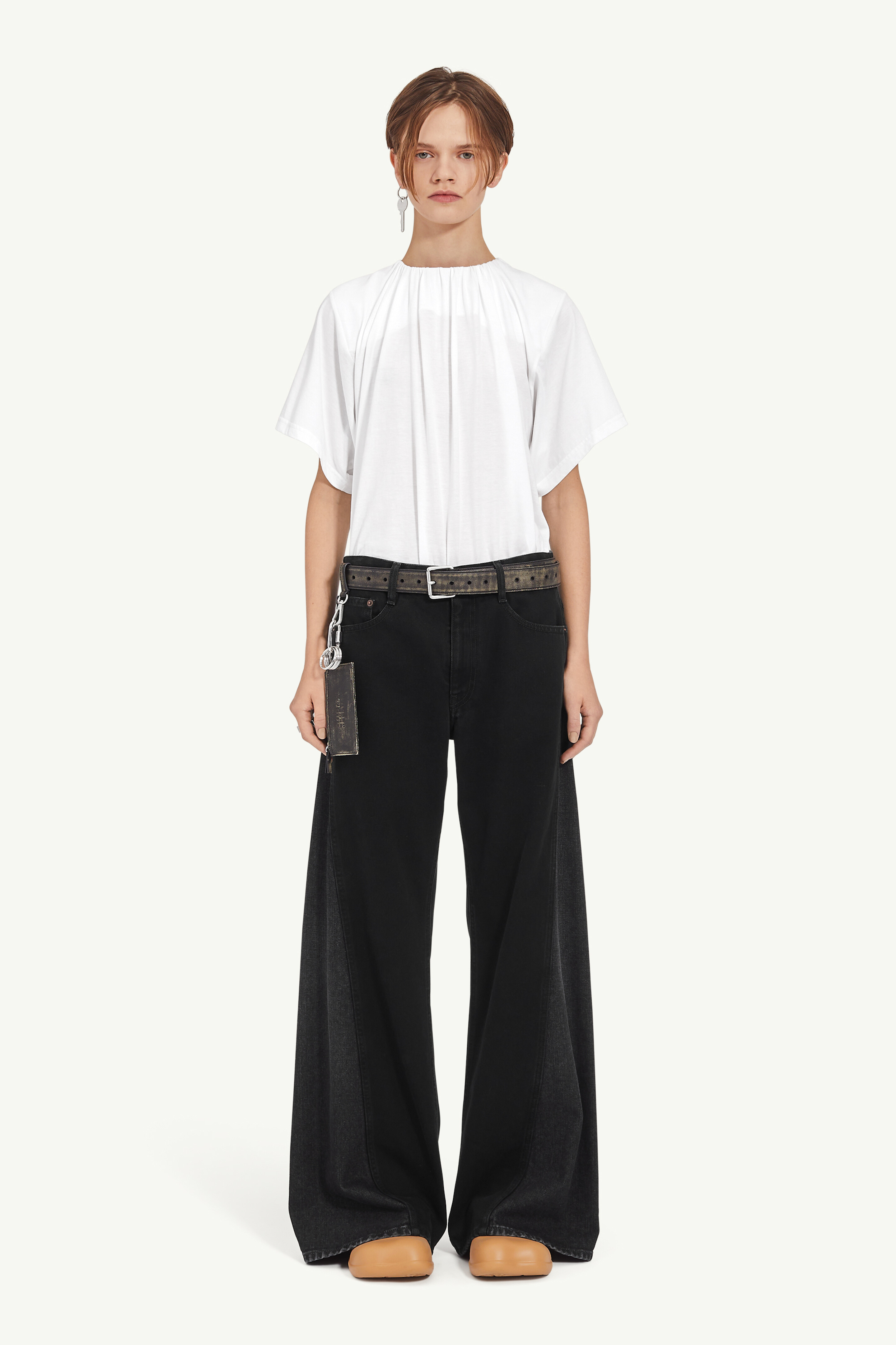Half and half denim trousers