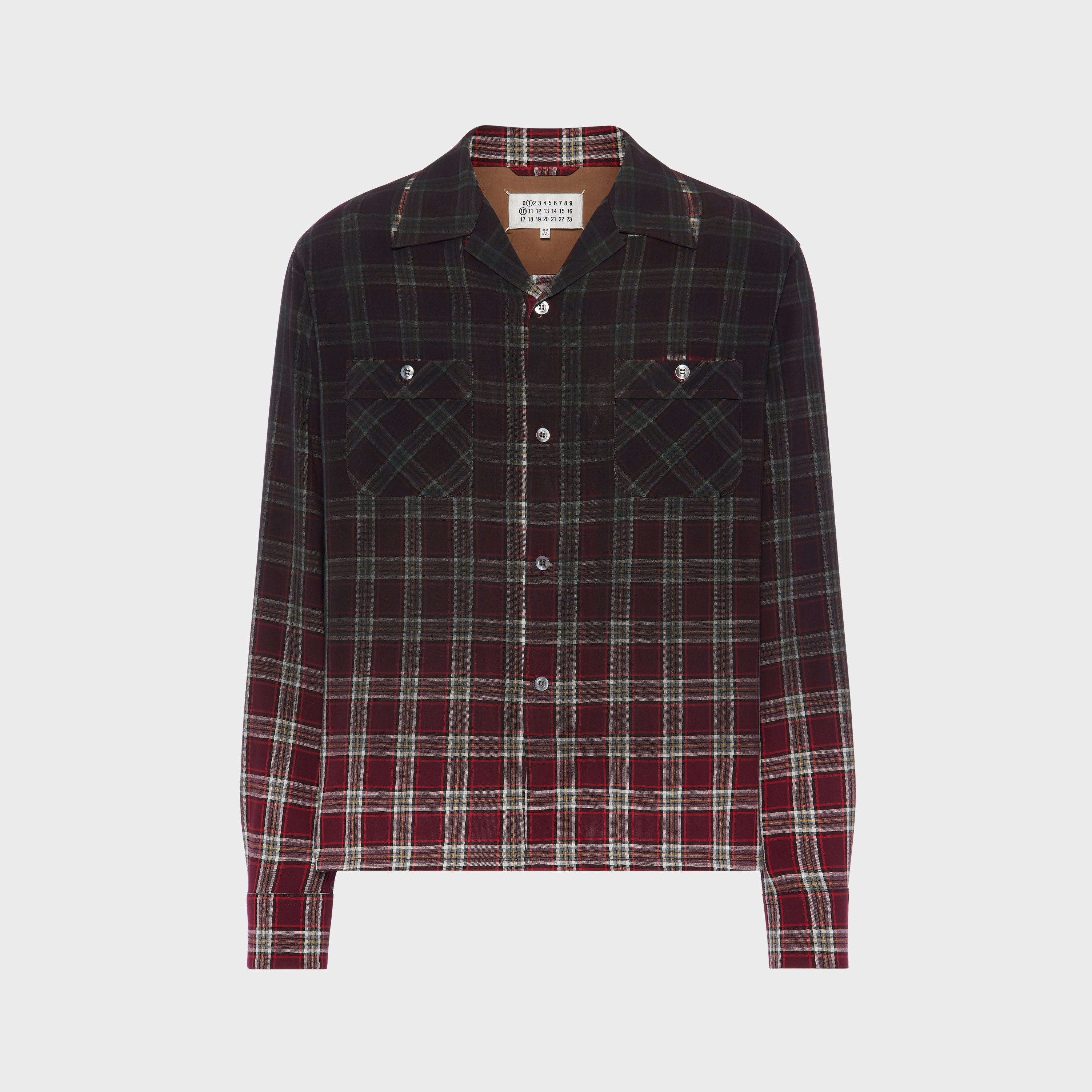 S50DT0069_M35692_001F_shopping