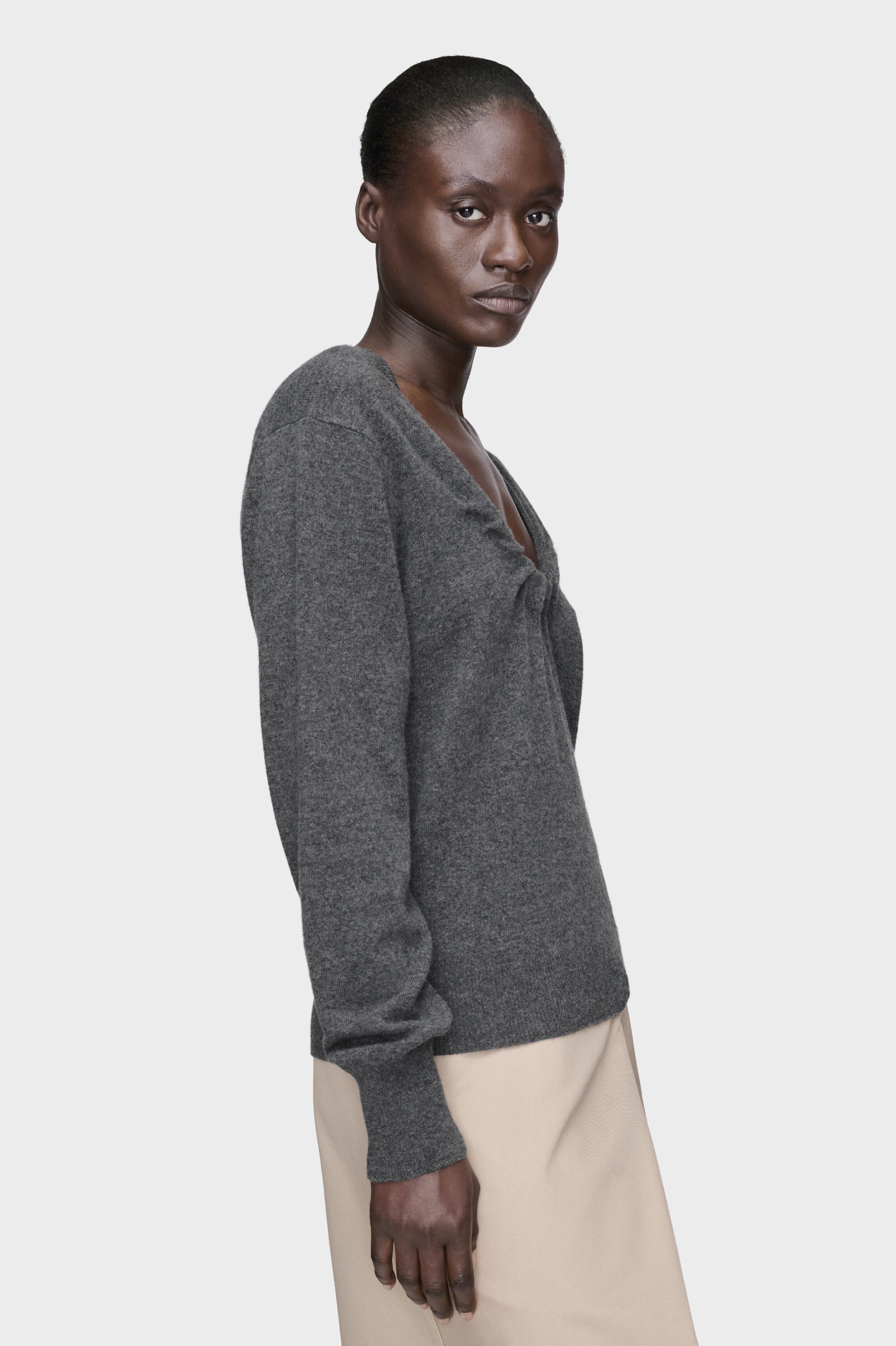 TWIST LAMBSWOOL SWEATER