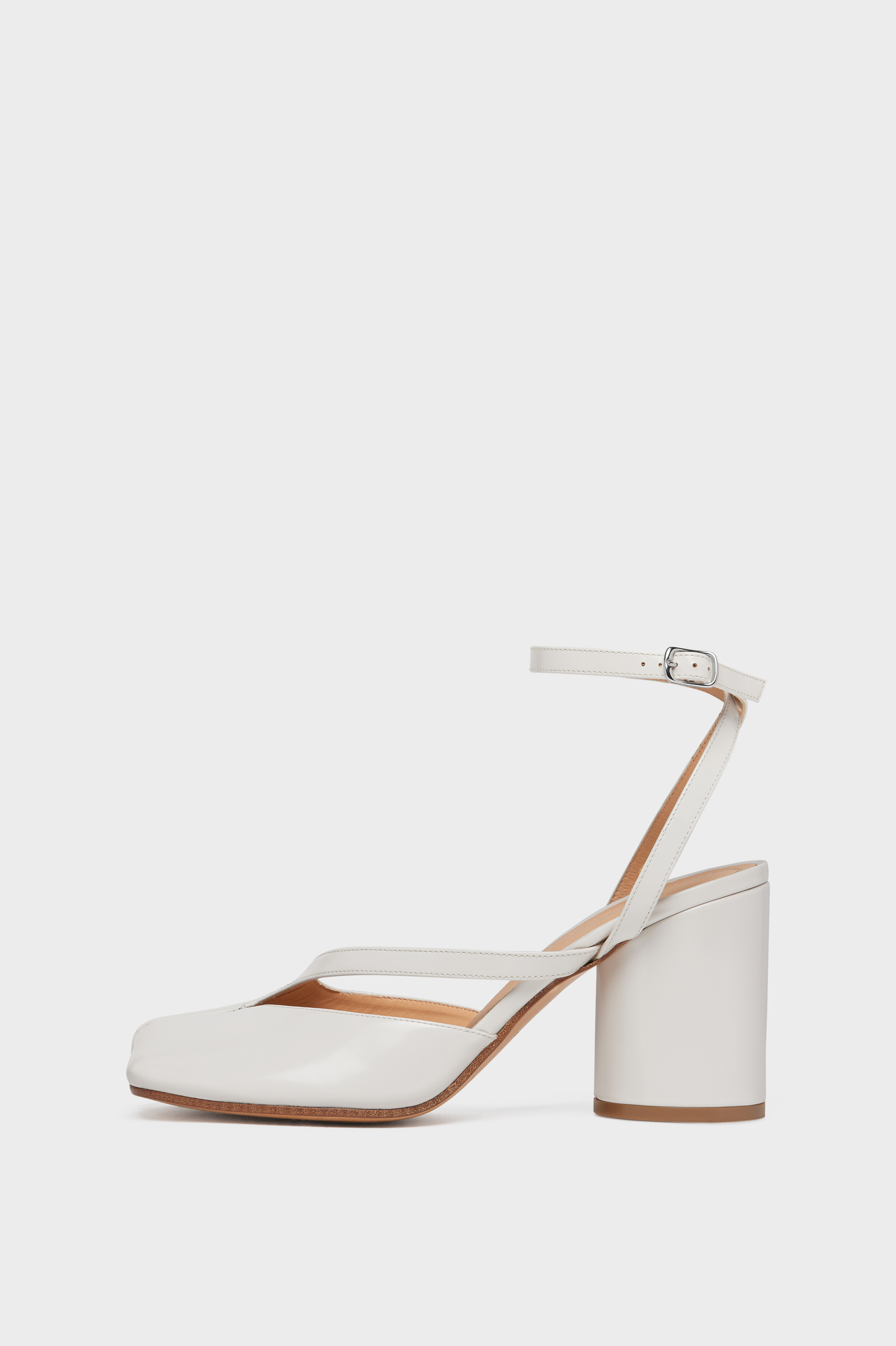 White Sand Tabi Sandal Pump | Maison Margiela Official