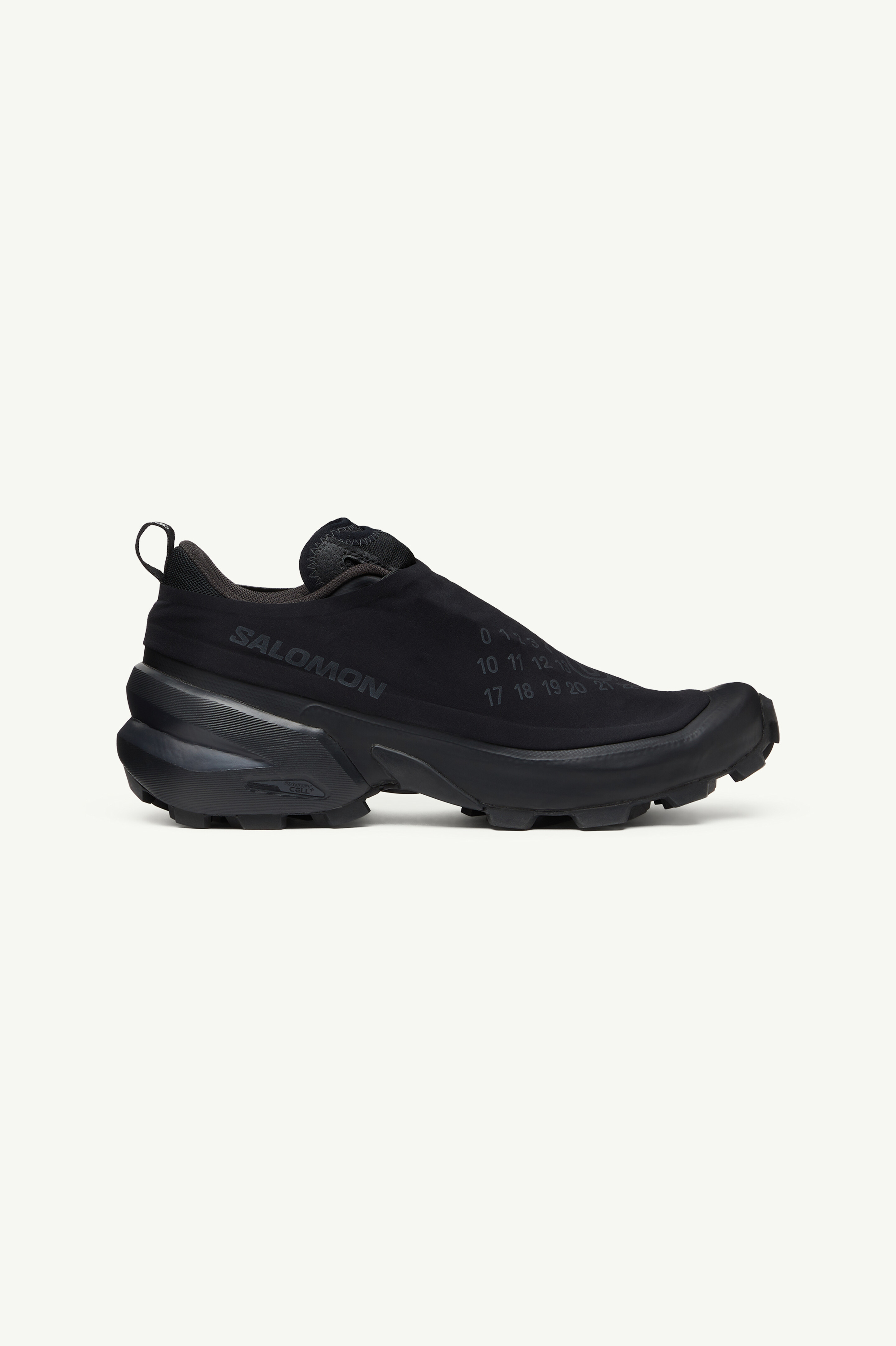 CROSS DUST MM6 MAISON MARGIELA