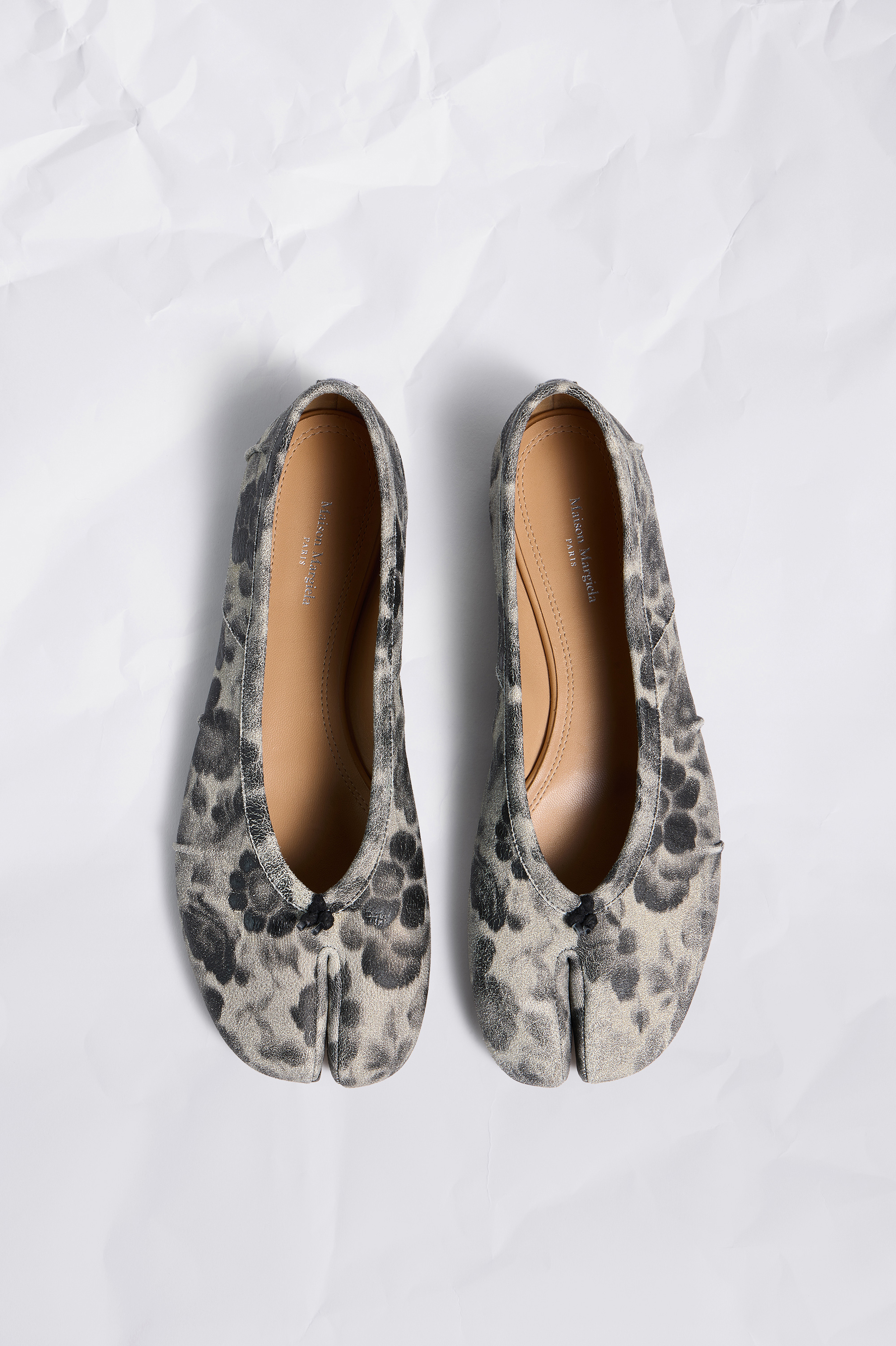 Tabi Ballerina Crackle Flower Print