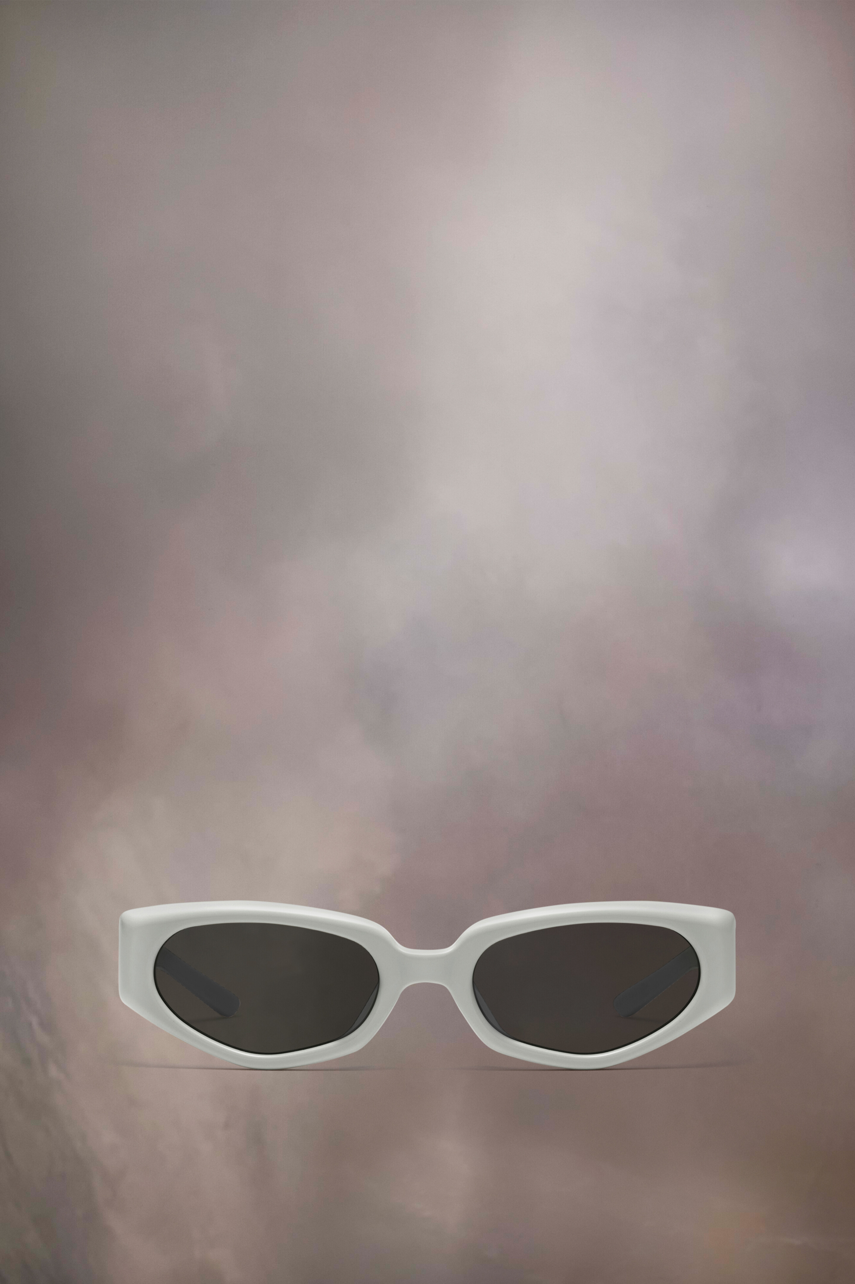 Minimalist Gray Sunglasses x Gentle Monster​ | Maison Margiela