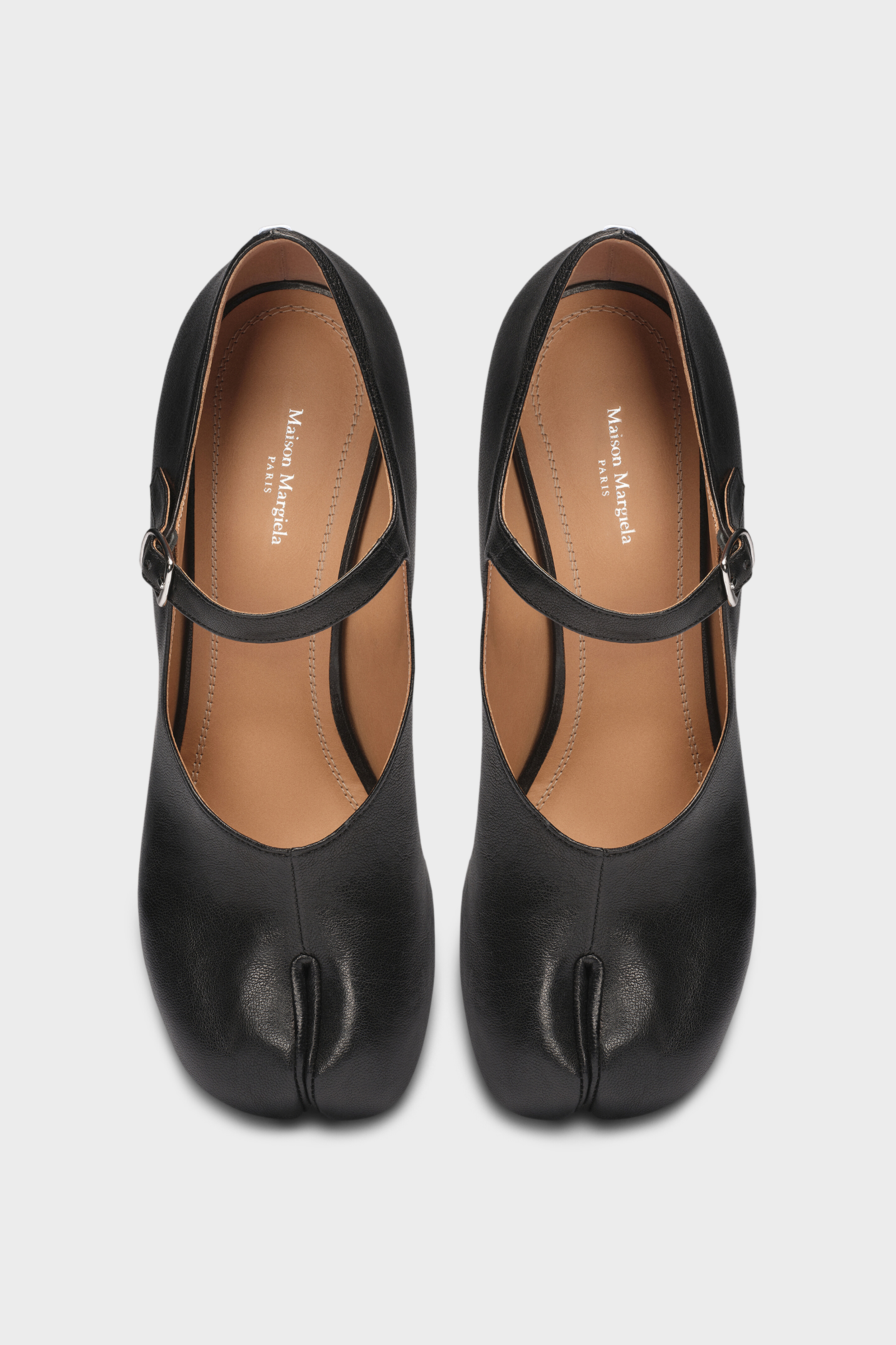 Maison Margiela Tabi Mary-Janes ブラック | Maison Margiela公式