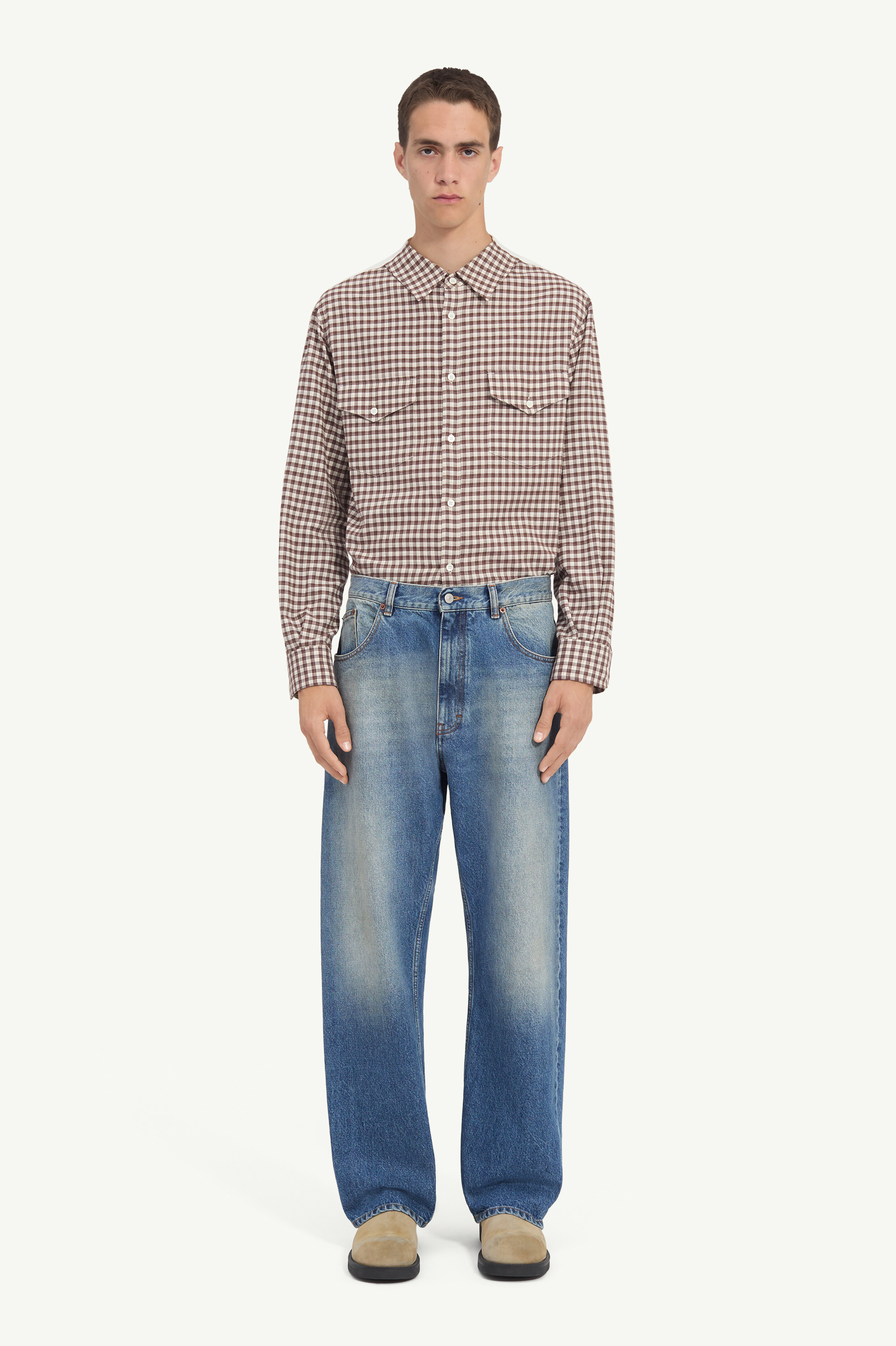 Straight-leg jeans