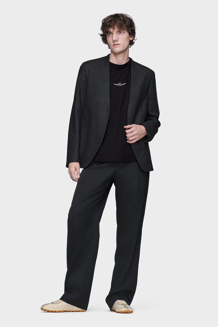 極美品 メゾンマルジェラ 反転 ディストーテッドロゴ Tシャツ ネイビー 54 メゾンマルジェラ】ディストーテッド ロゴ Tシャツ – GQ SHOP