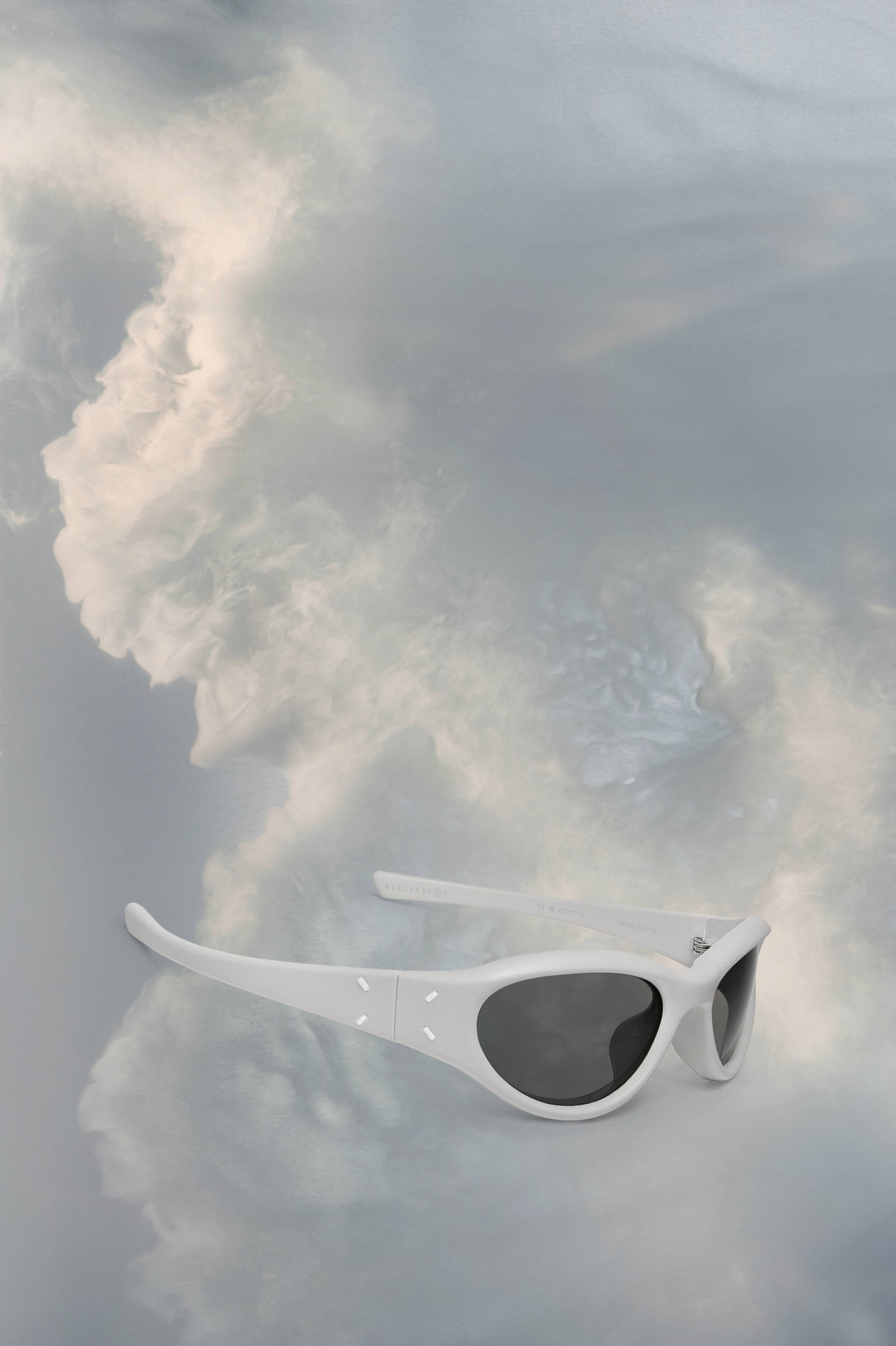 Sunglasses MM X Gentle Monster MM105 LEATHER | Maison Margiela