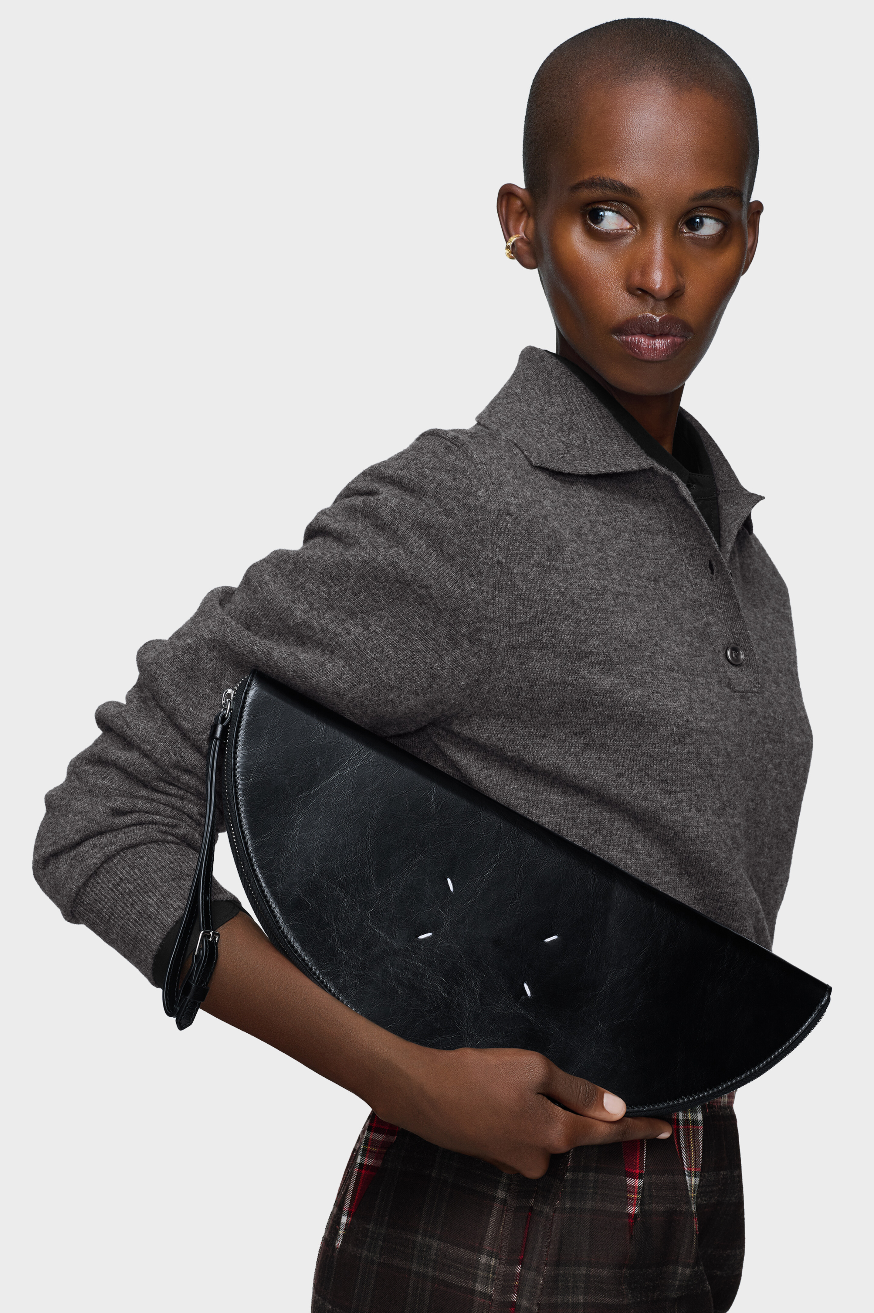 BIG HALFMOON POUCH