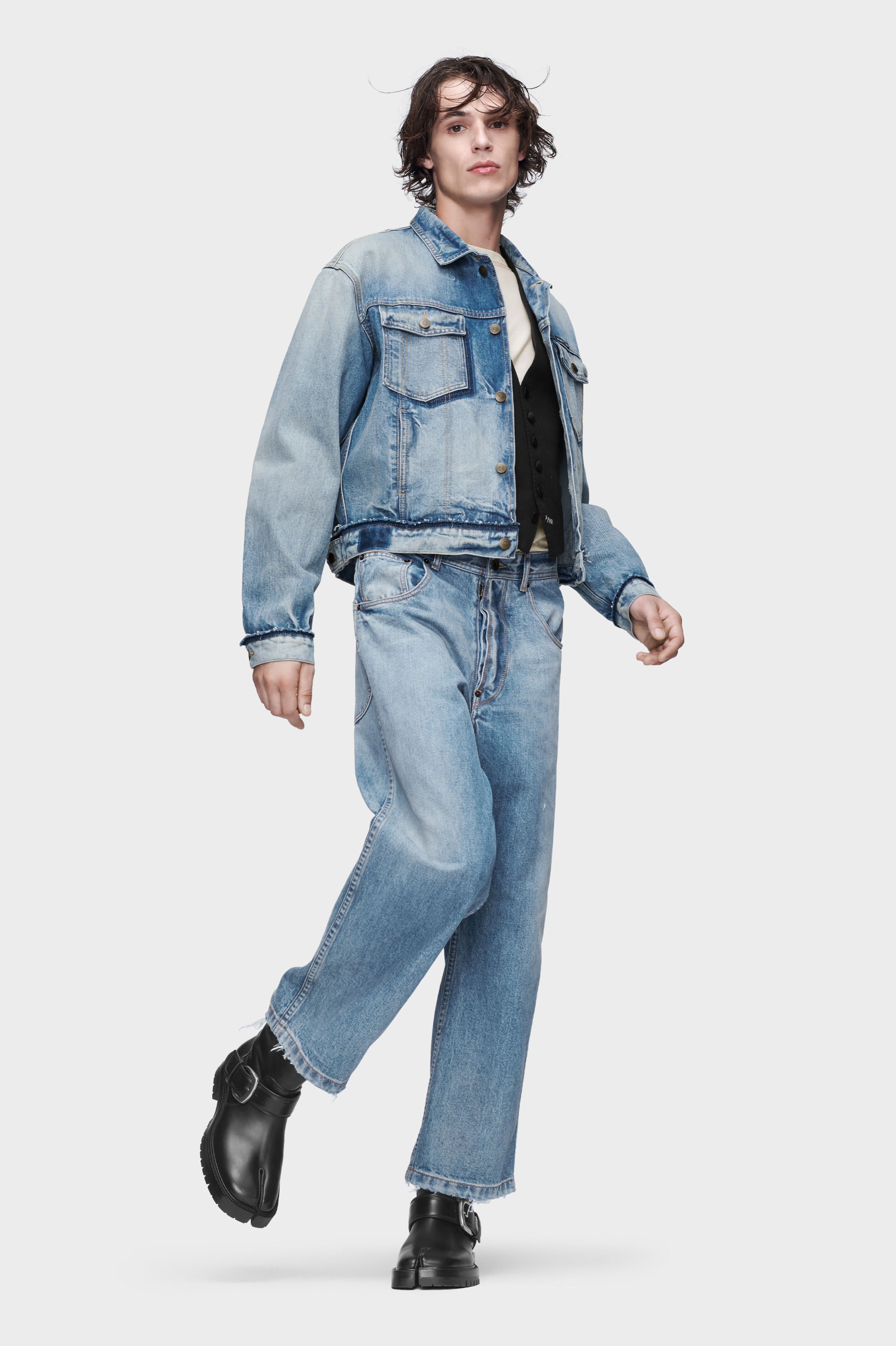 CROPPED DENIM TROUSERS