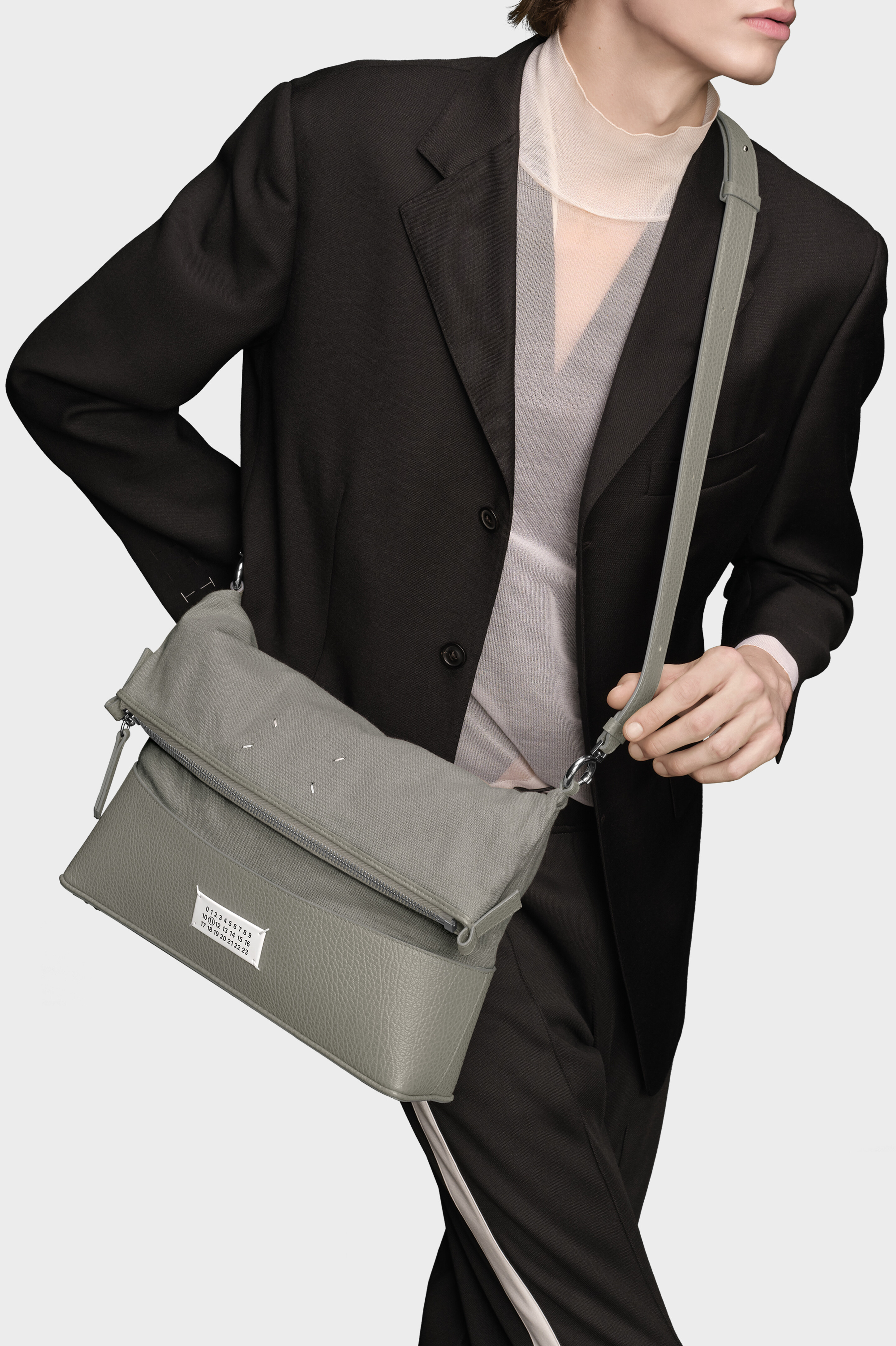 Gray 5AC Crossbody Hobo Bag Medium | Maison Margiela Gray 5AC Crossbody Hobo Bag Medium | Maison Margiela