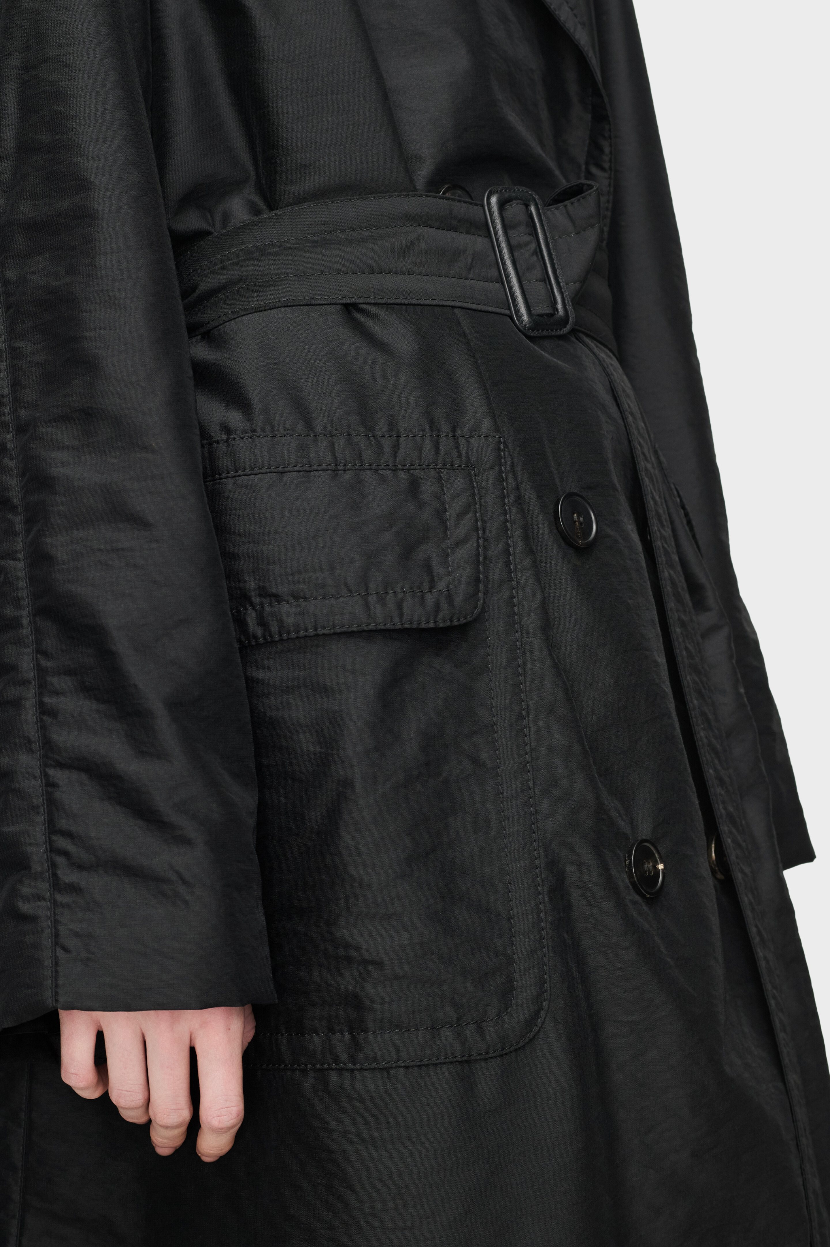 DOUBLE BREASTED PADDED COAT