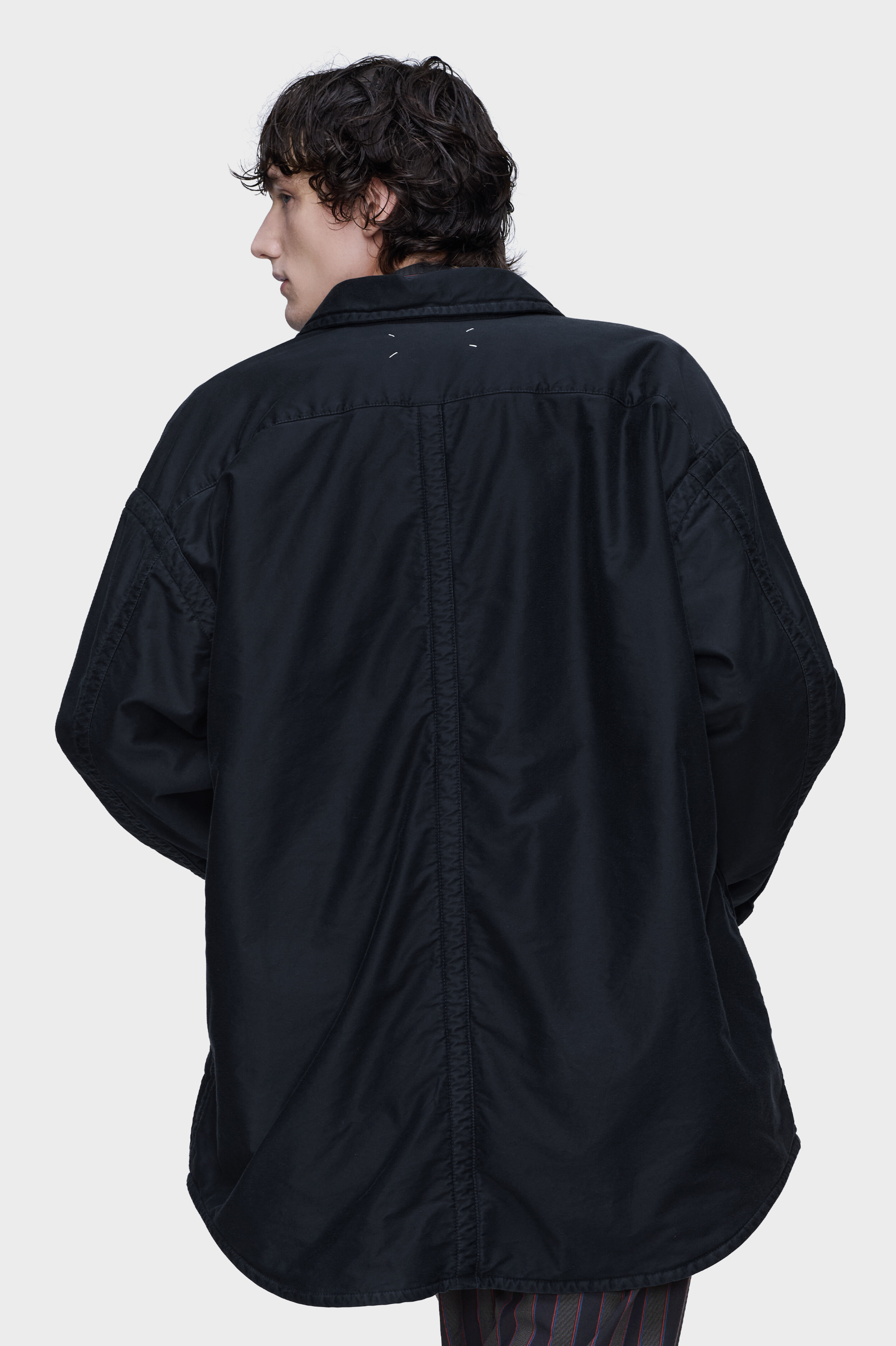 MUNITALP ブラック キルティング ジップアップシャツ S67DT0020_M35217_511_D.jpg