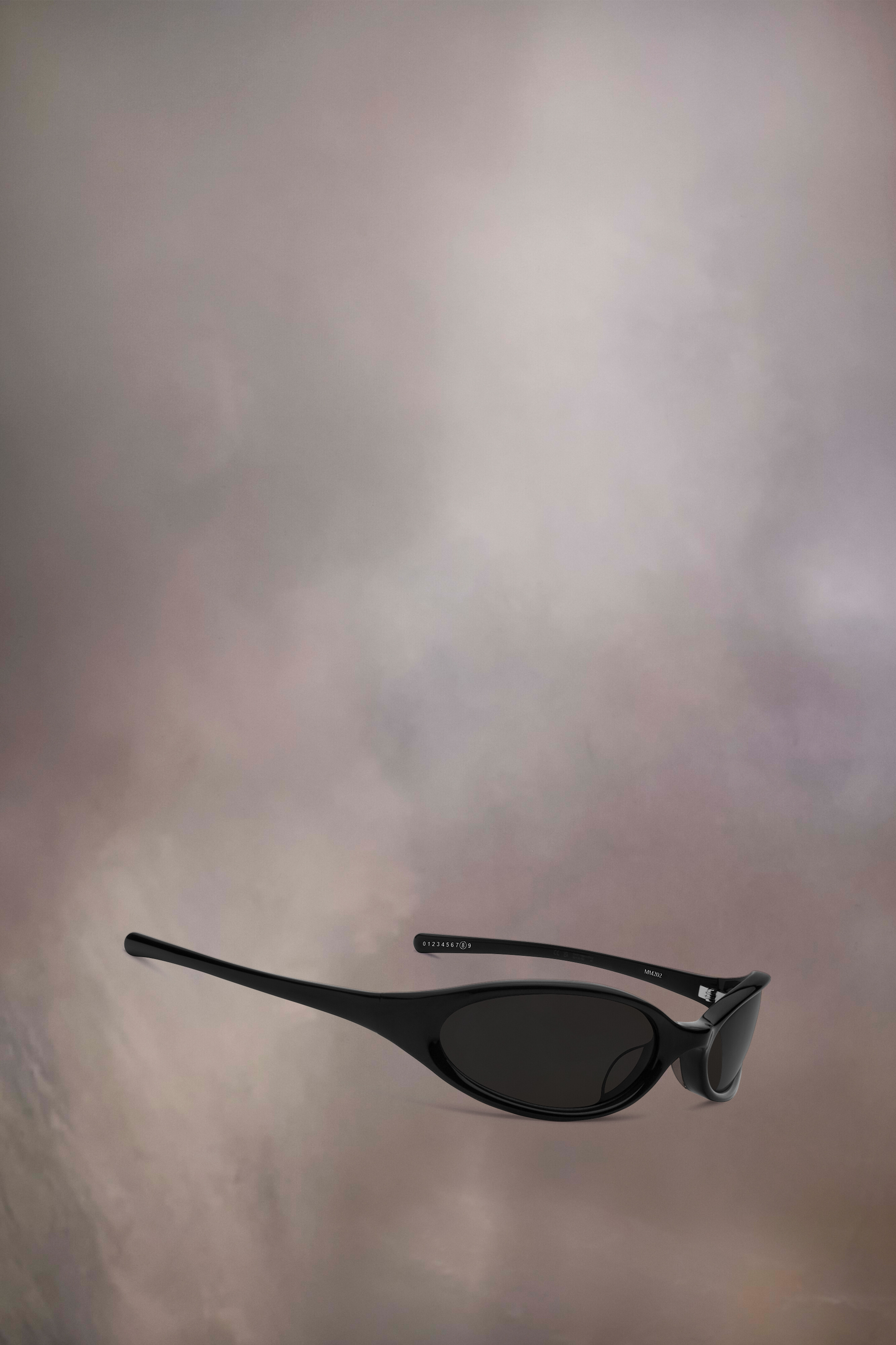 Black Oval Sunglasses x Gentle Monster​ | Maison Margiela