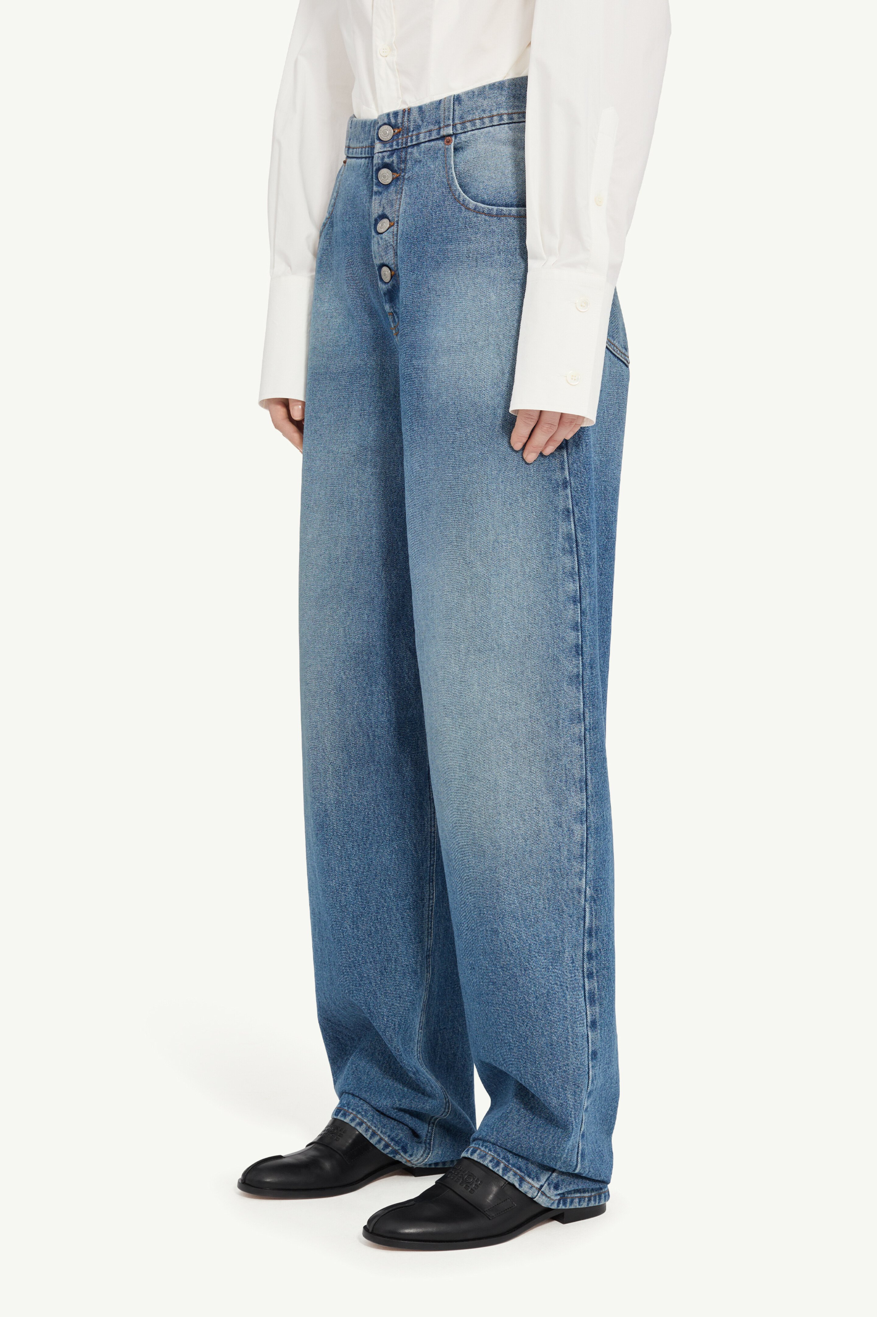 ハイウエストジーンズ