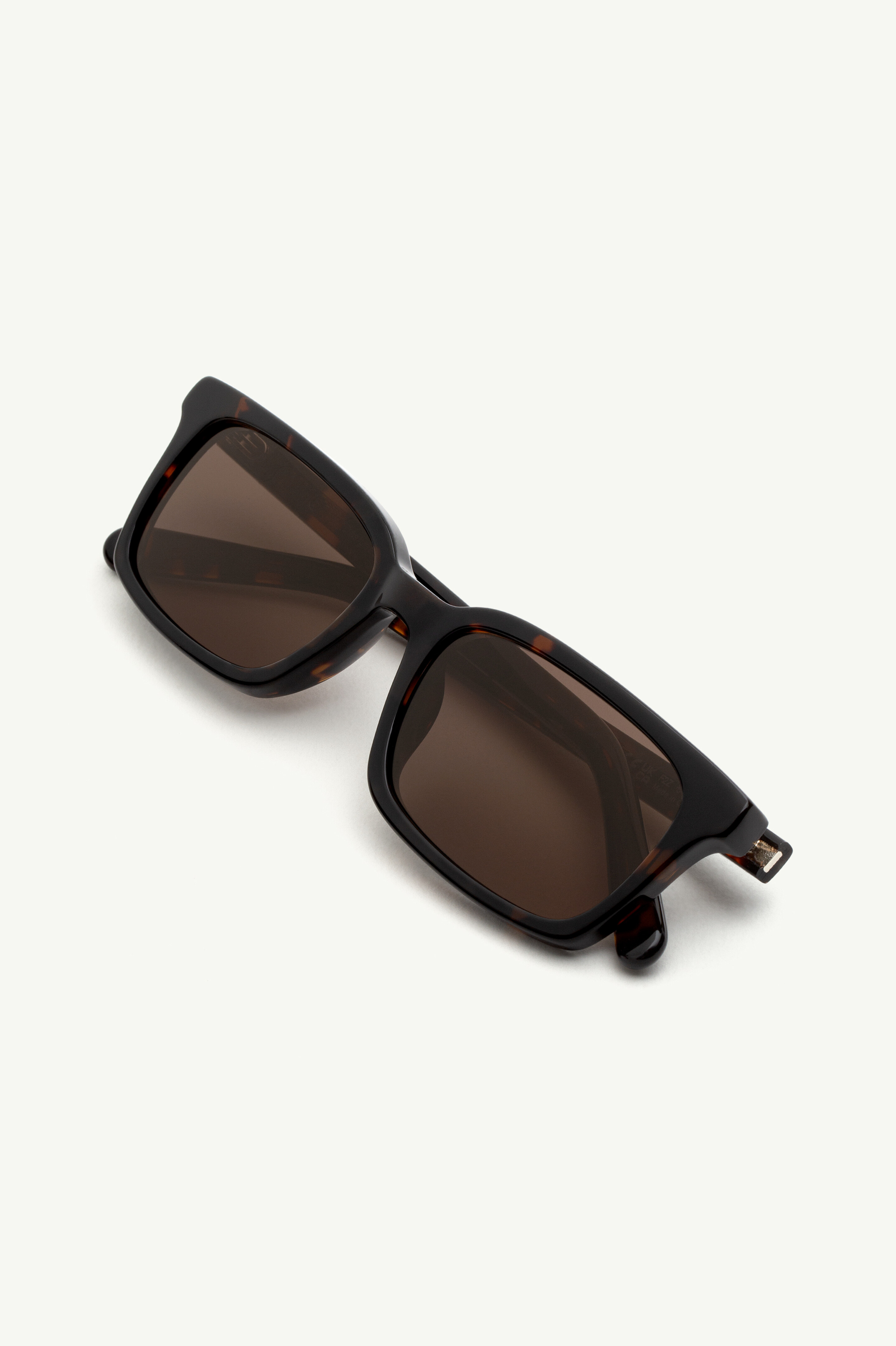 Linear-frame sunglasses 3