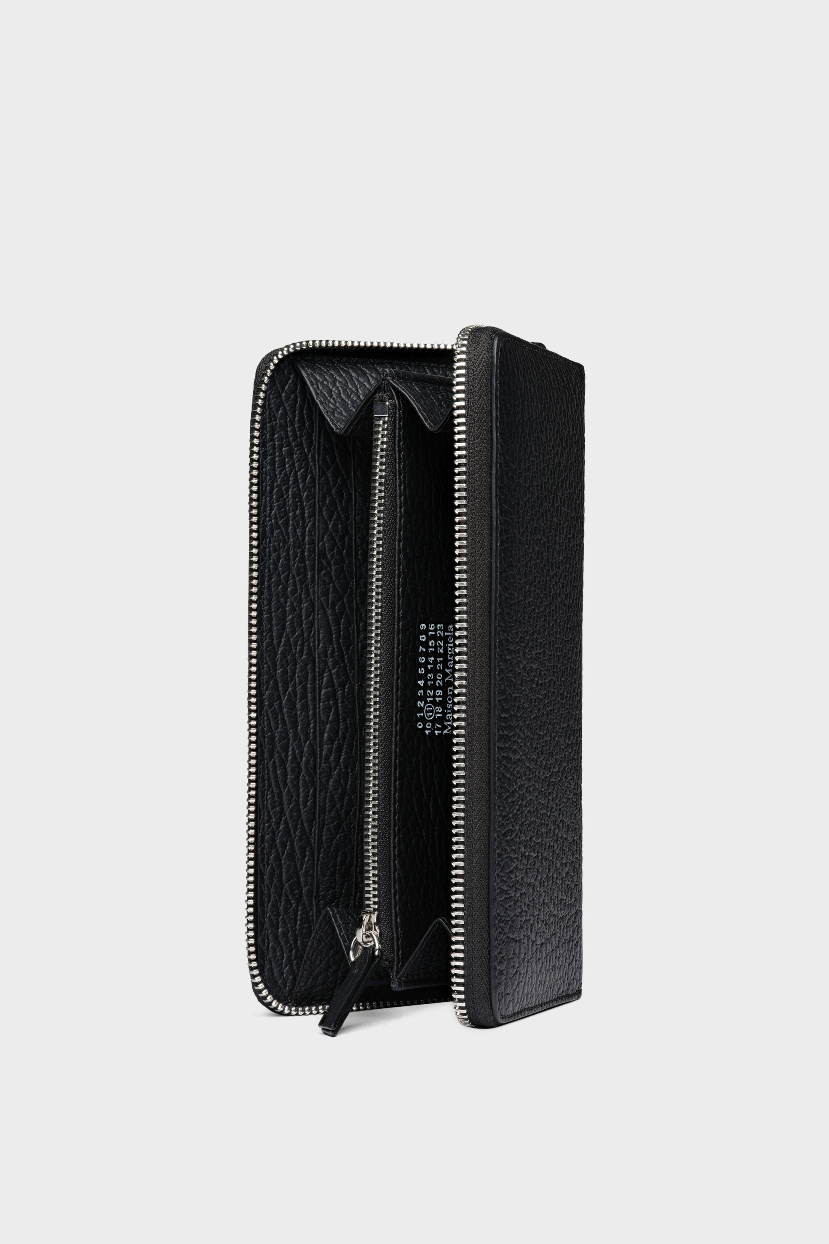 Maison 財布 BLACK ジップアラウンドレザーウォレット ブラック | メゾン・マルジェラ