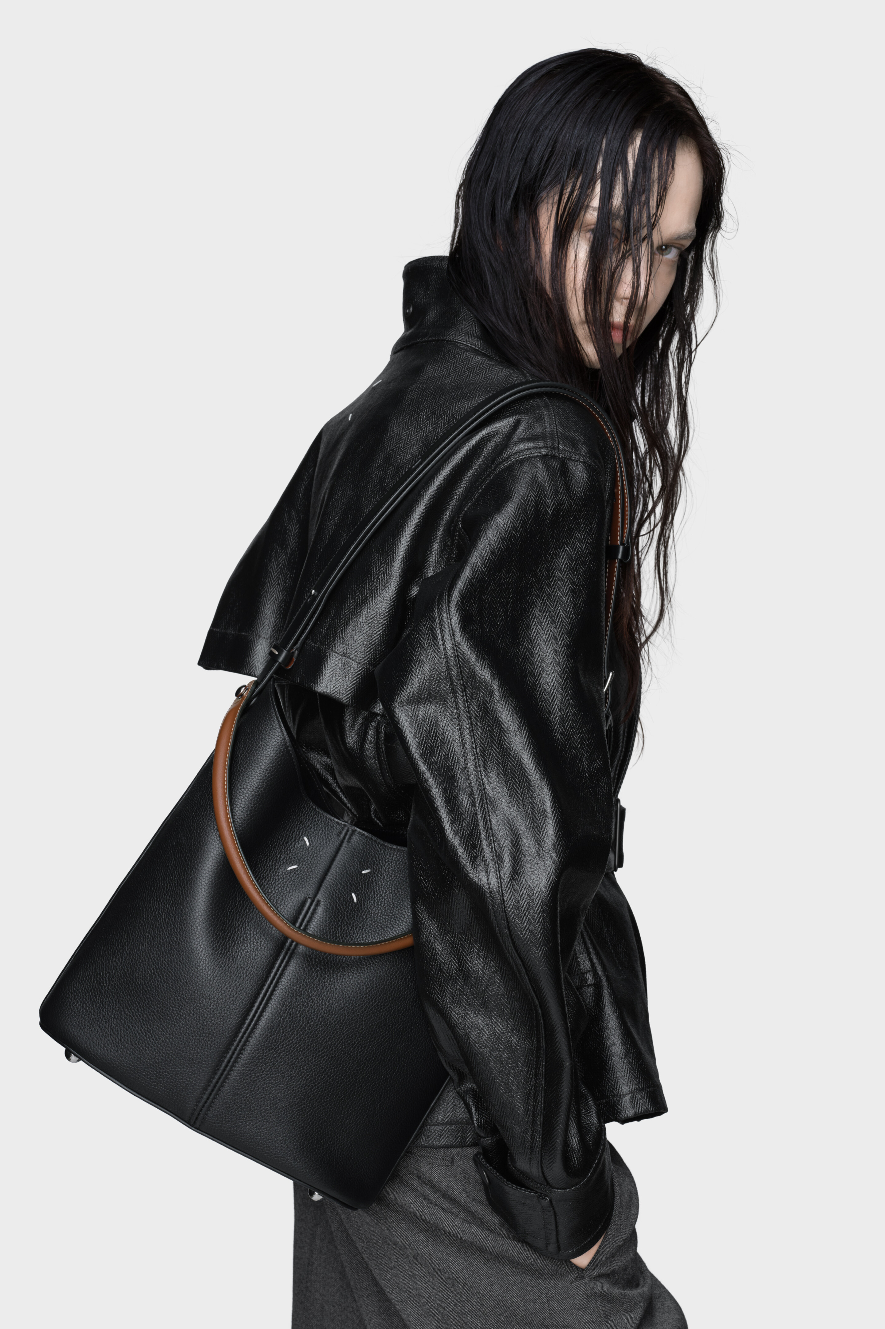 Black and Chestnut Dress-age Hobo | Maison Margiela Official