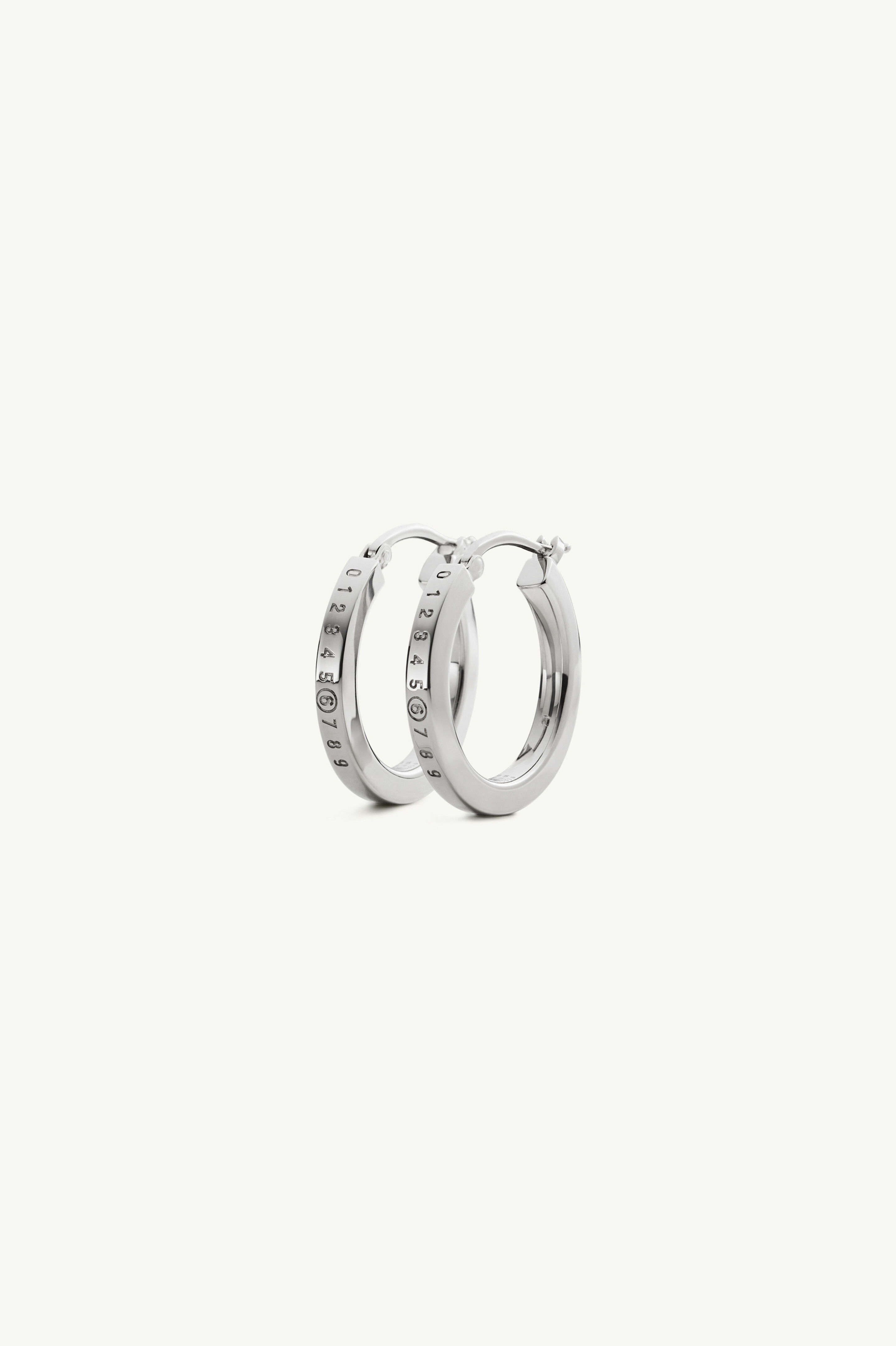 ナンバリング フープピアス