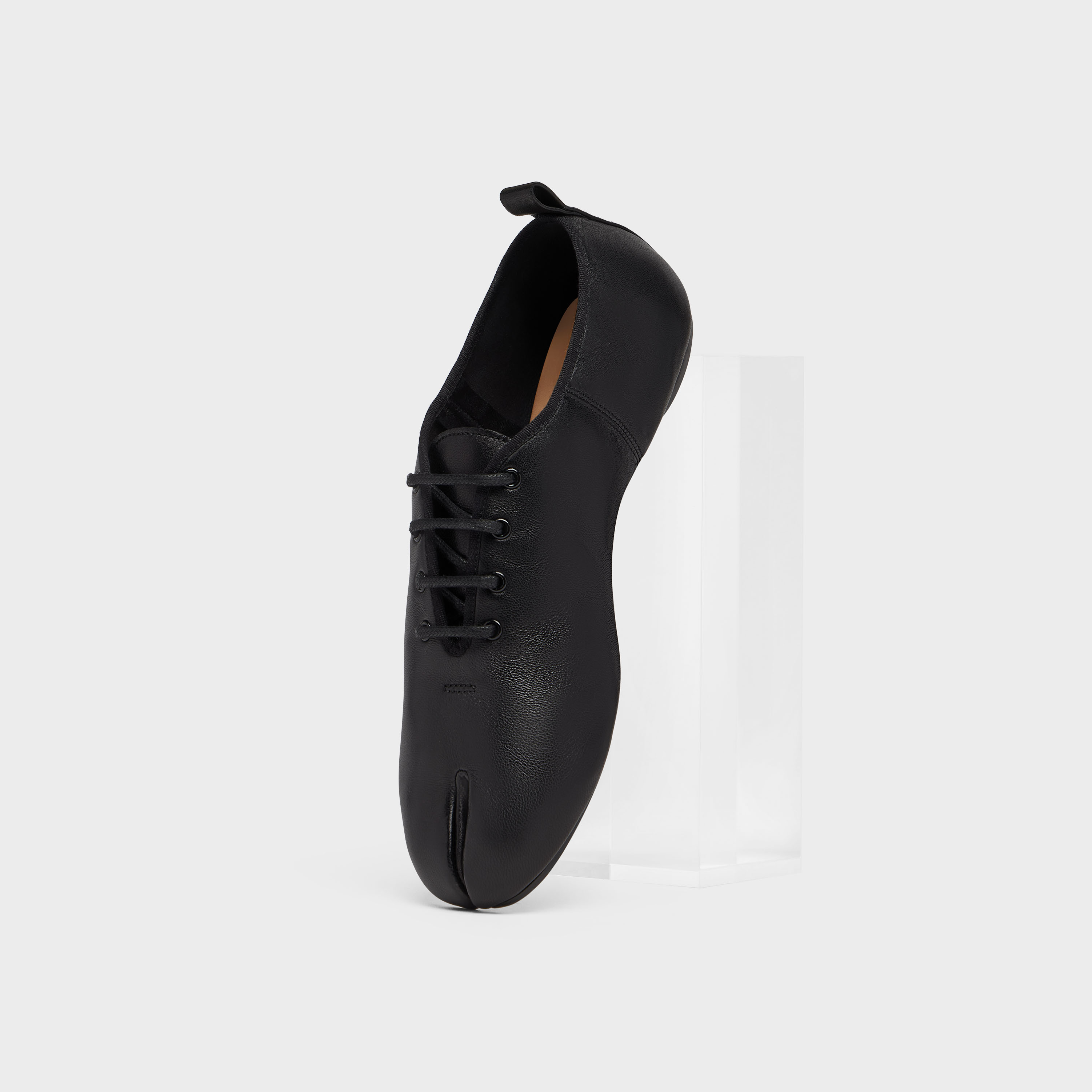 S57WQ0209_PR869_T8013_shopping
