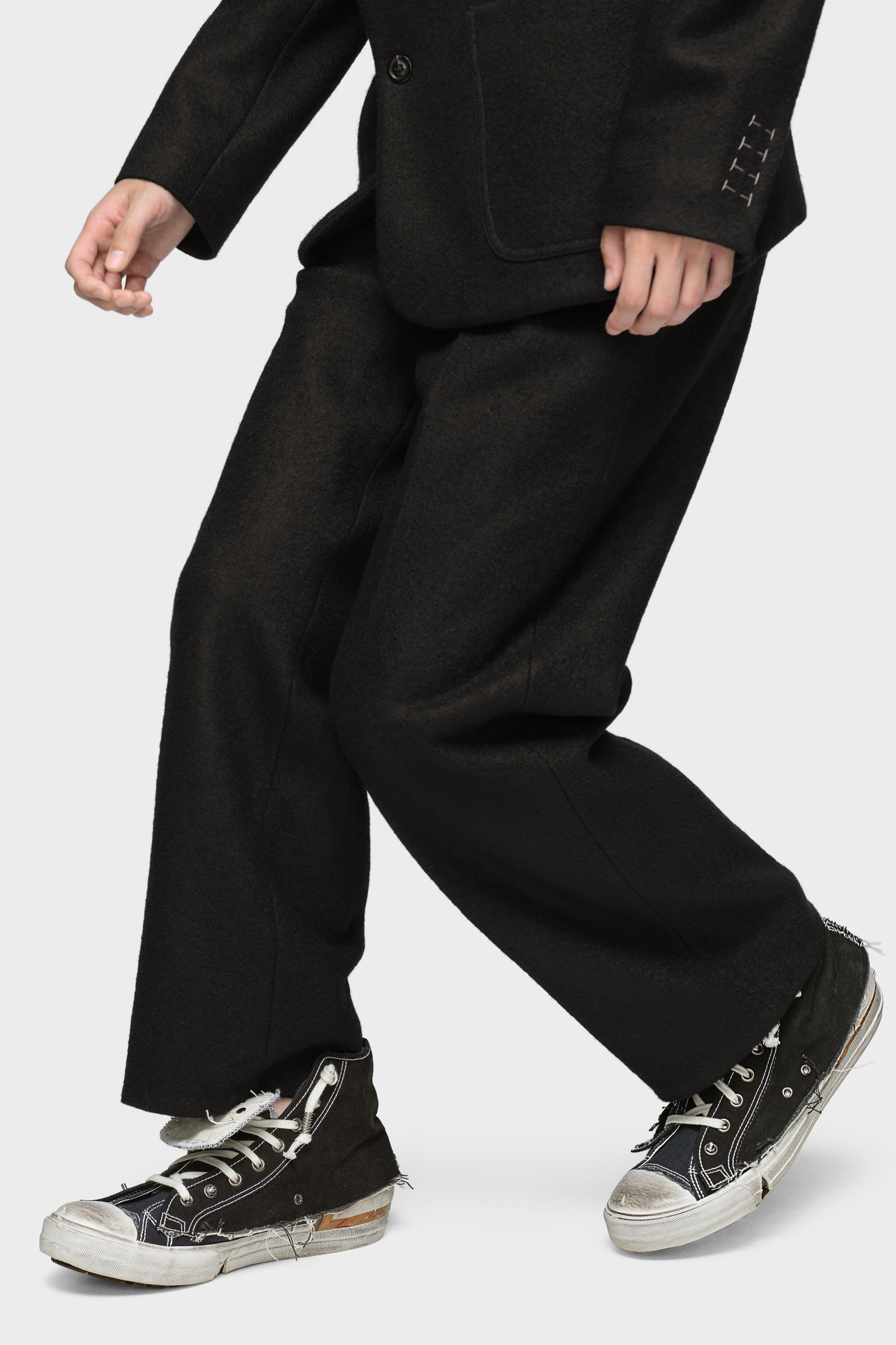 LOVE TO DEATH SNEAKERS