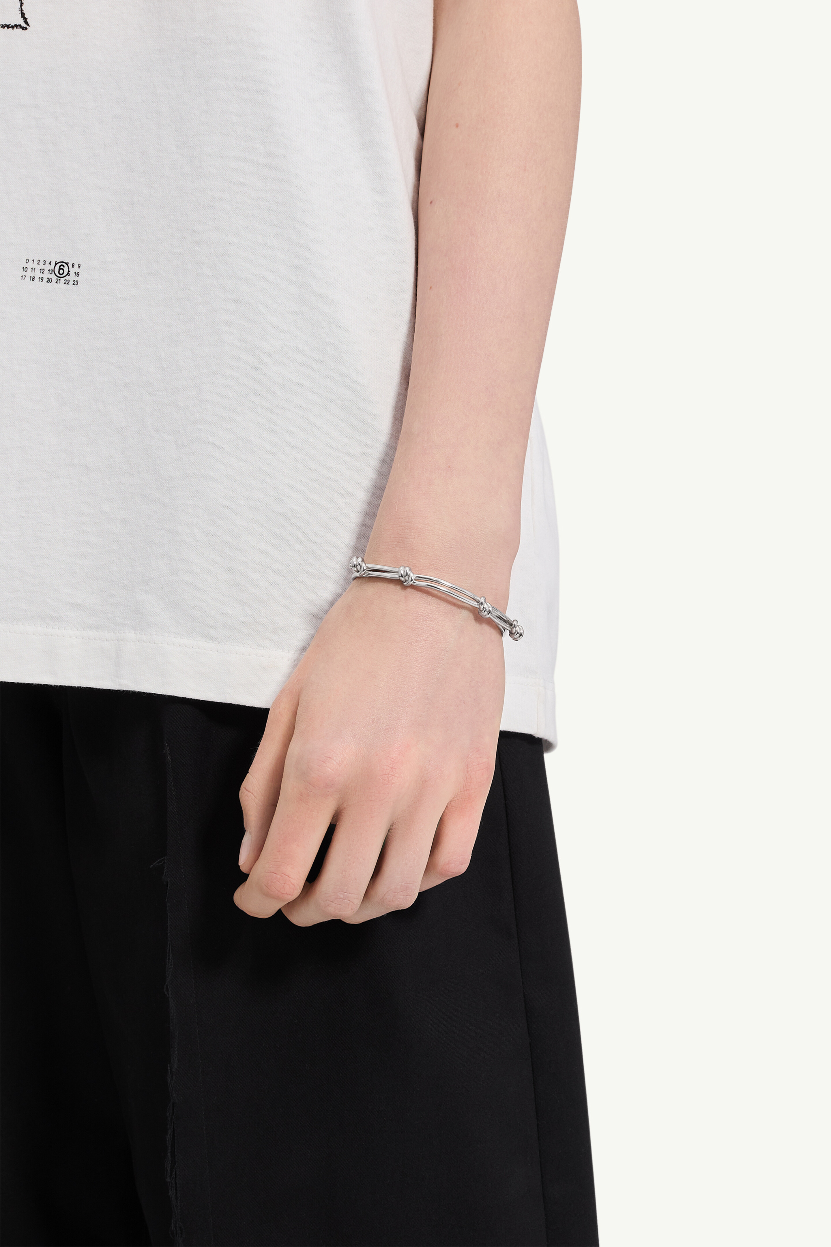 Gray Burnished cuff bracelet | MM6 Official
