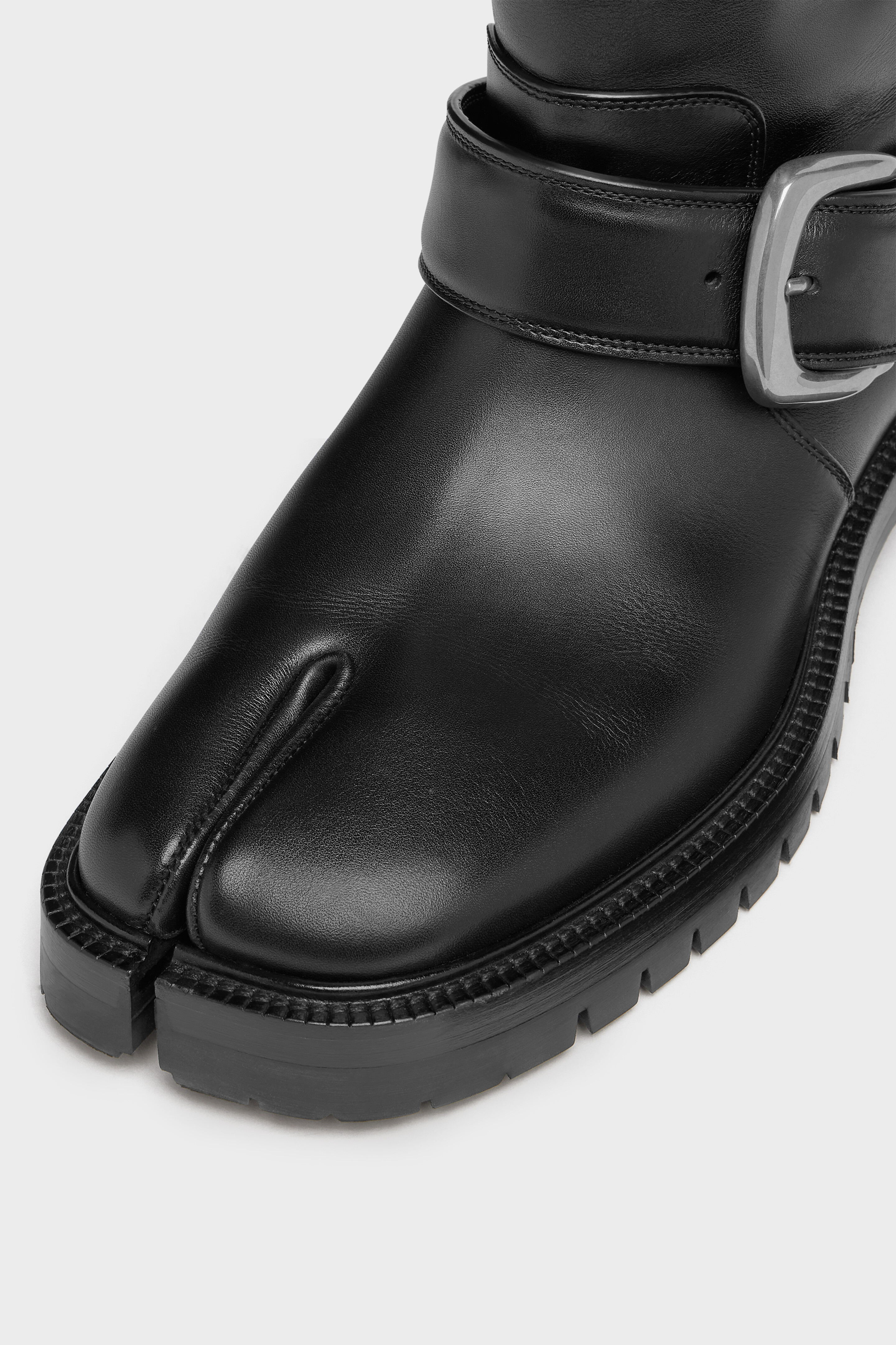 TABI COUNTY BUCKLE ANKLE BOOTS