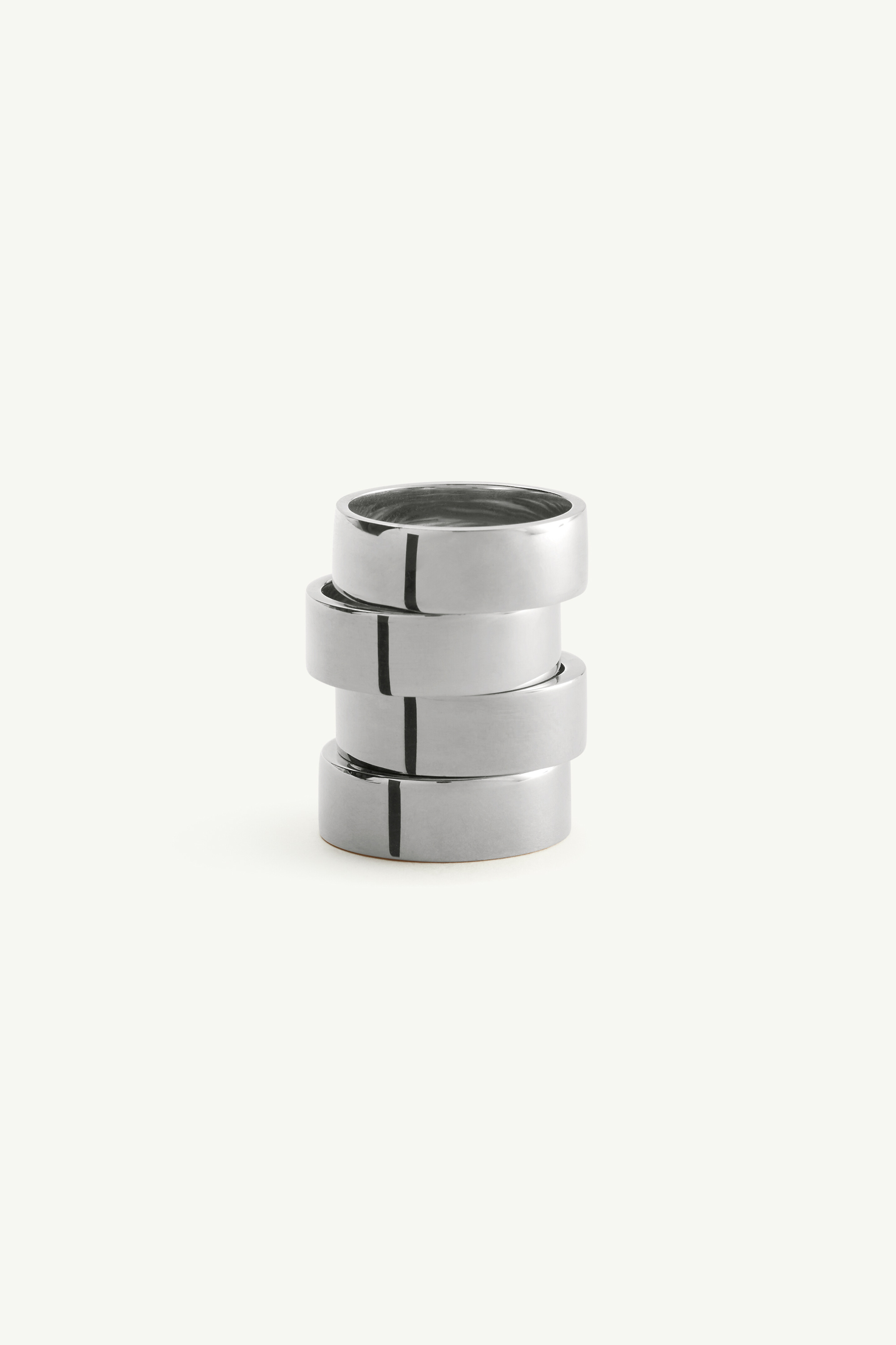 Stacked numeric ring